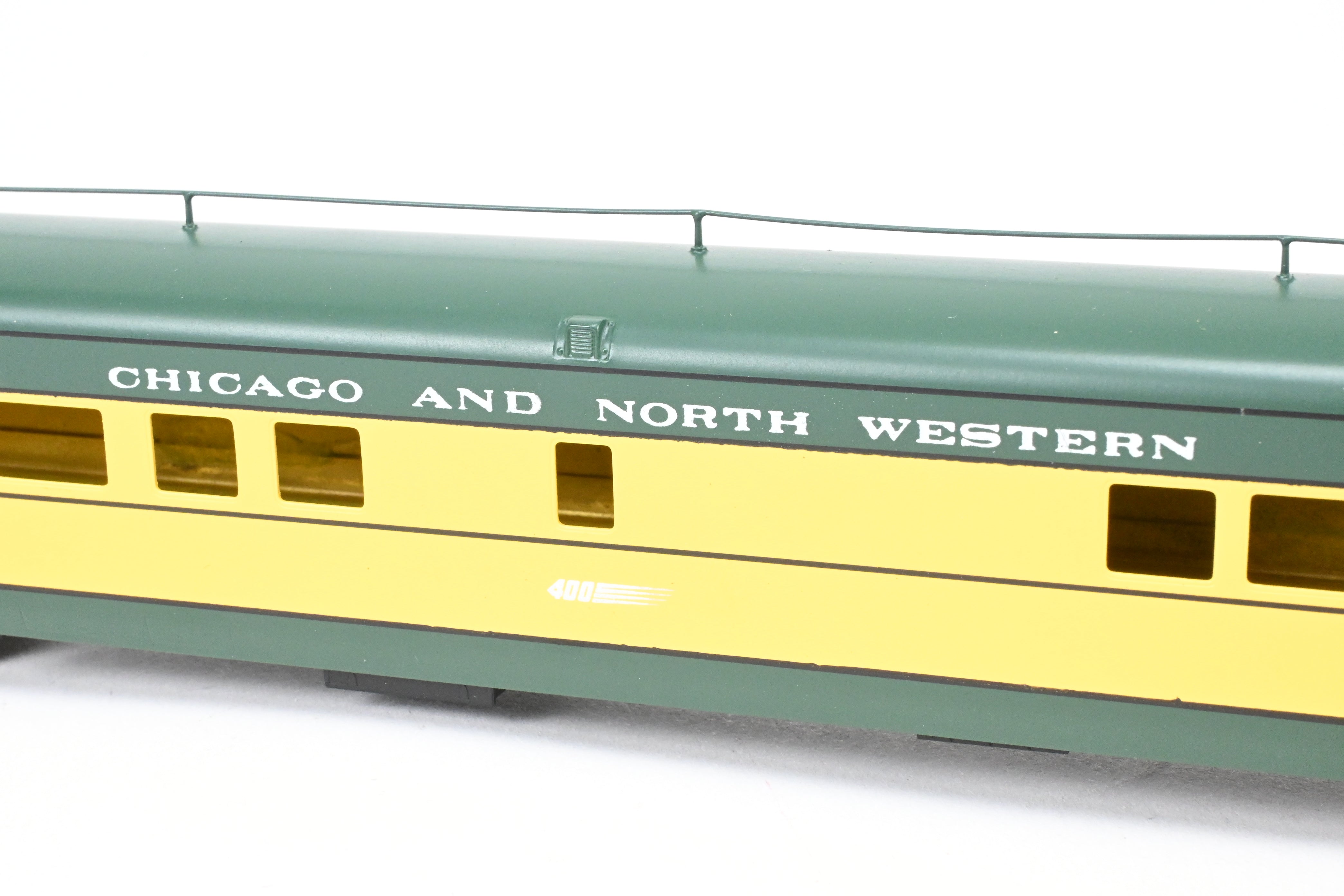 HO Scale Brass NPP Nickel Plate C&NW Chicago & Northwestern Factory-Painted Diner and Observation Set