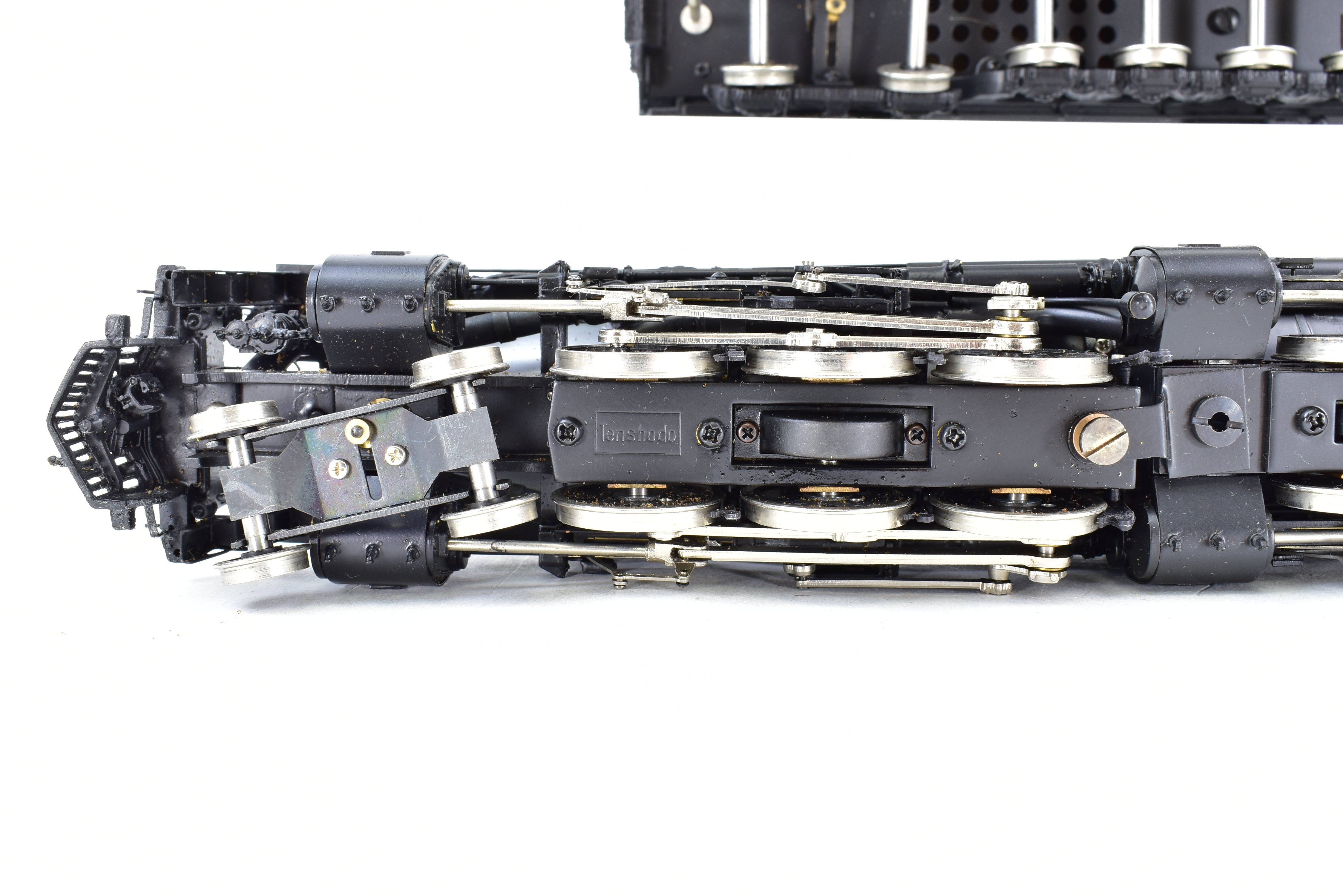 High - Quality HO Scale Brass PFM - Tenshodo Union Pacific 4 - 6 - 6 - 4 Challenger FP Model Train No. 3950