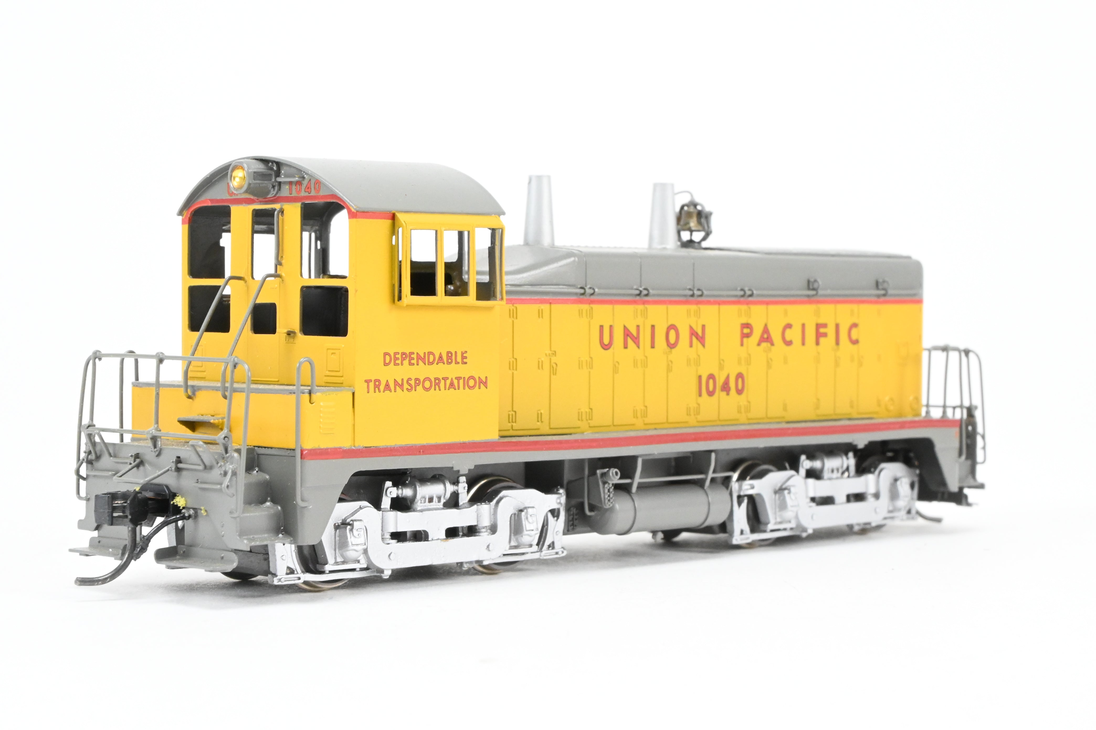 HO Scale Brass Oriental Limited Union Pacific EMD NW - 2 1000HP Phase II Switcher Locomotive with Custom Painting in As - Is Condition