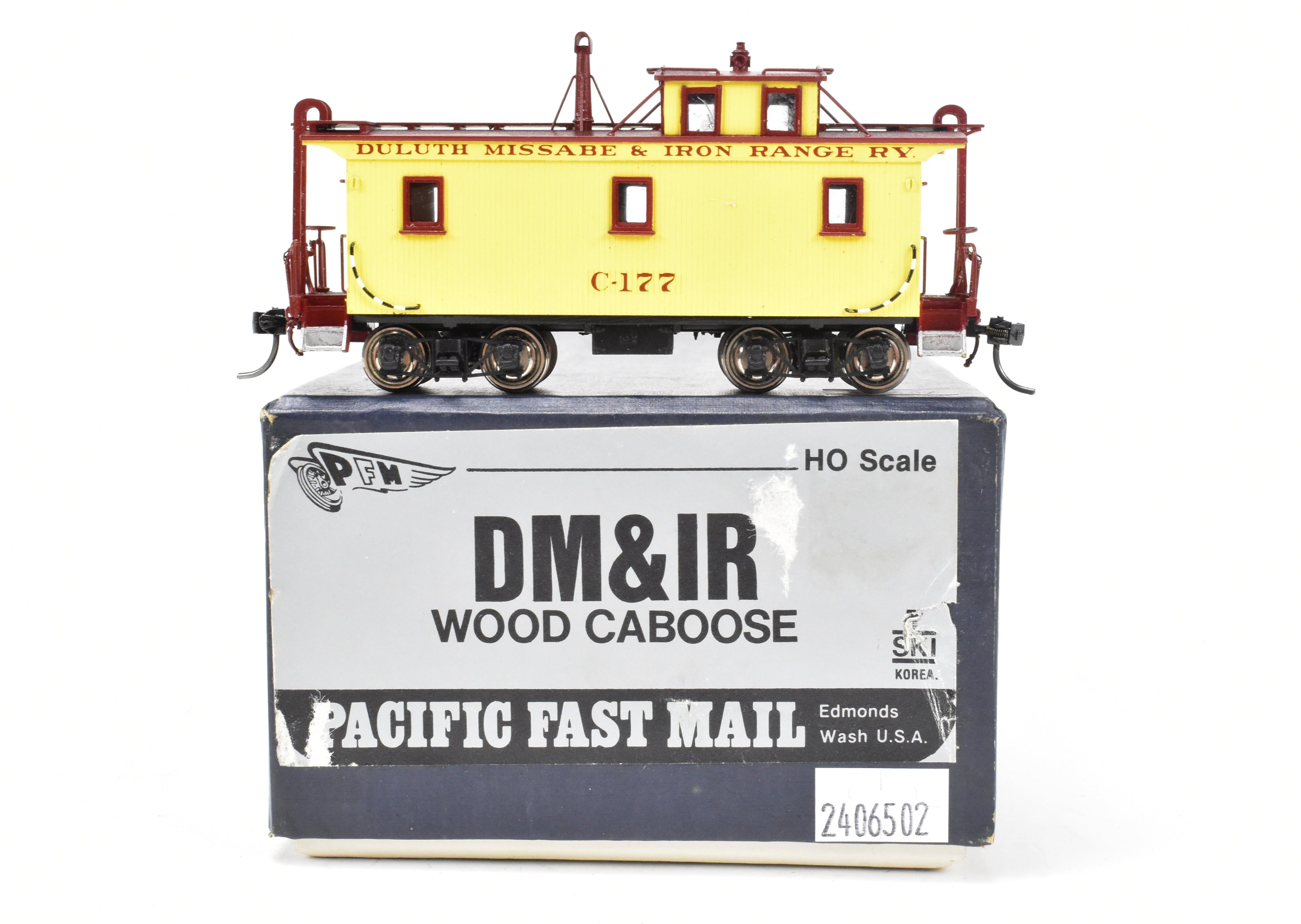 HO Scale Brass Pacific Fast Mail Model - SKI Duluth Missabe & Iron Range Wood Caboose FP, Factory Painted and Numbered C - 177