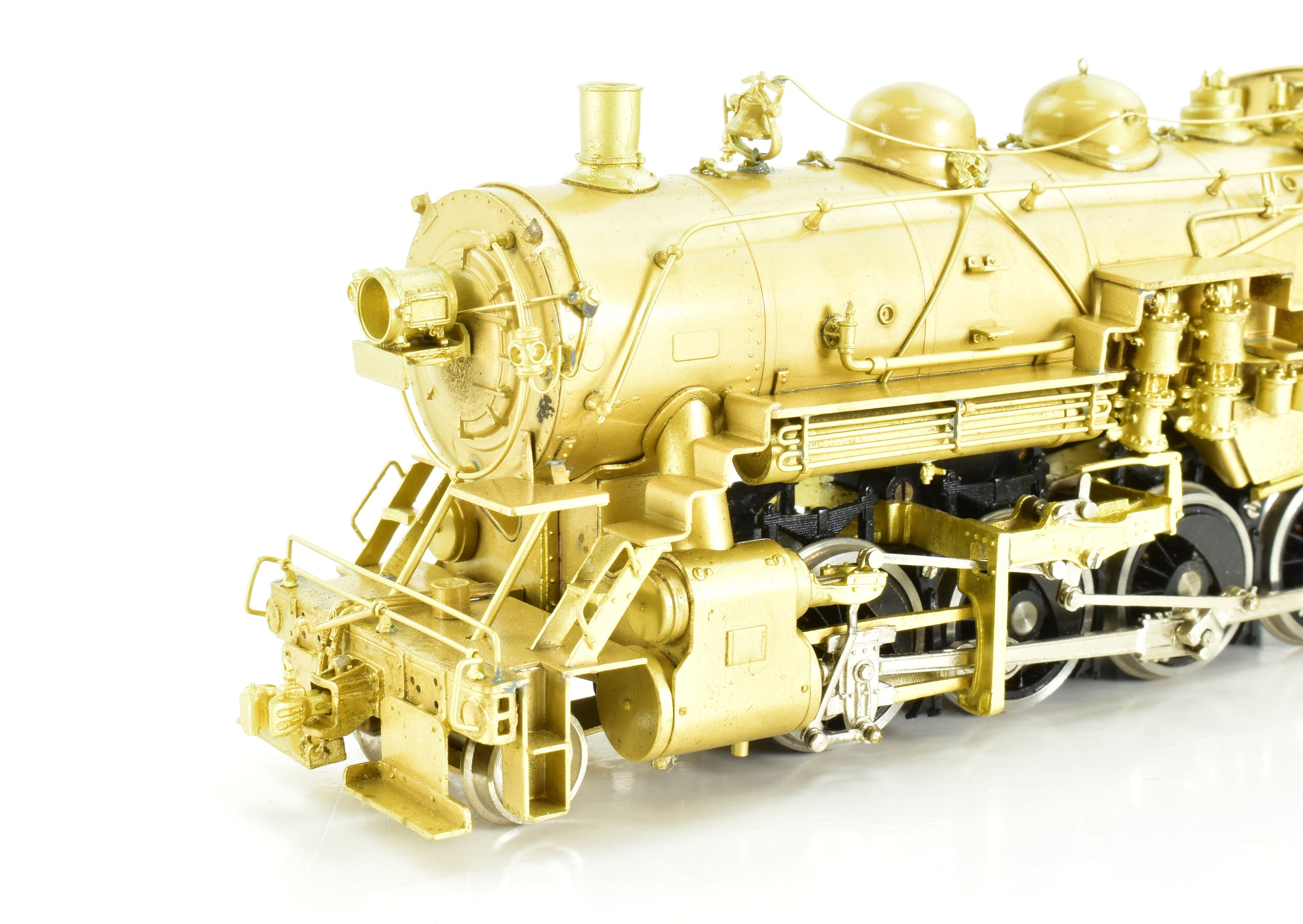 HO Scale Brass Nickel - Plated NPP (Nickel Plate Products) New York Ontario & Western Class W - 2 2 - 8 - 0 Locomotive with Side - Mounted Air Pumps Model