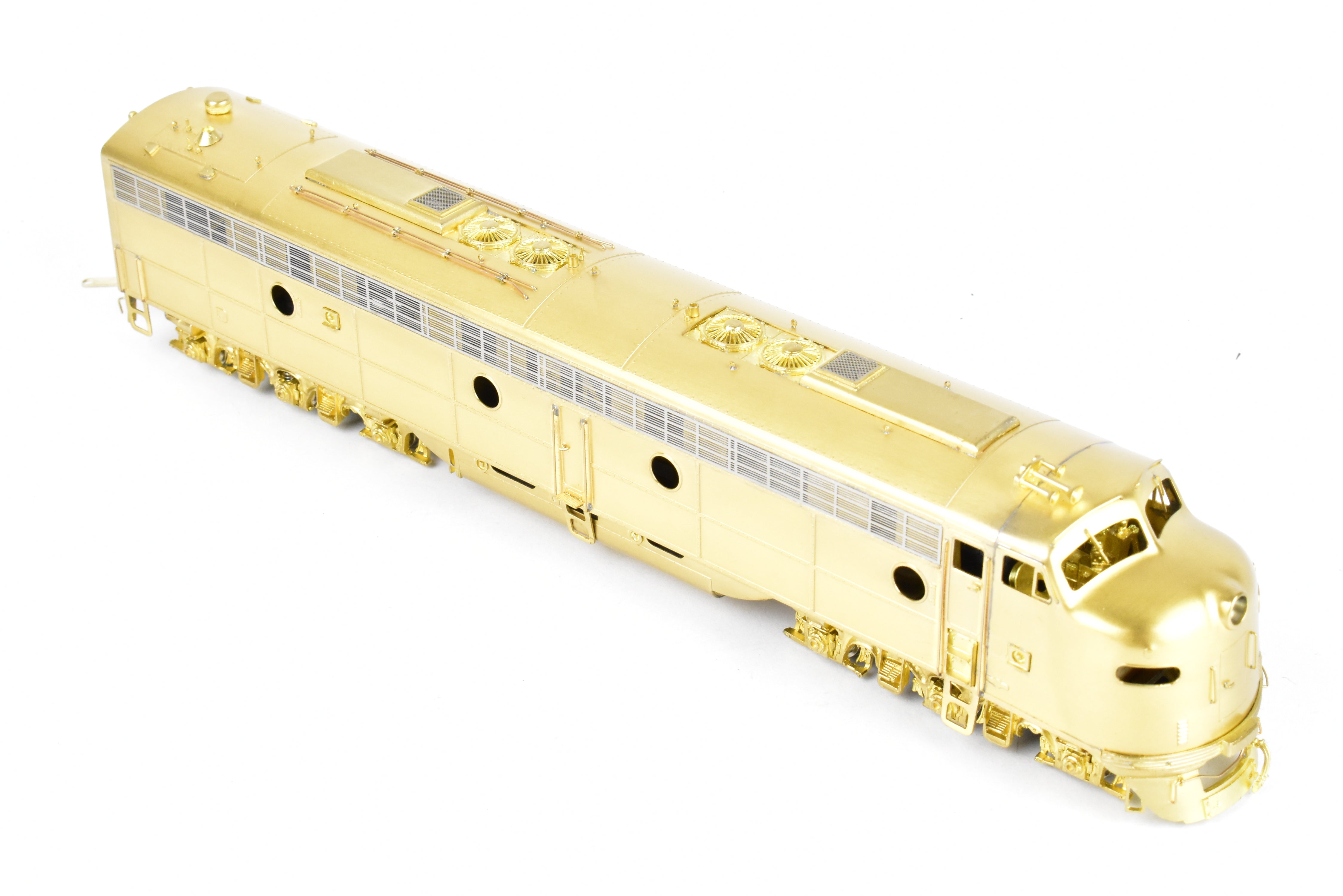 HO Scale Brass Oriental Limited EMD E8A 2250 HP Model with Spare Parts