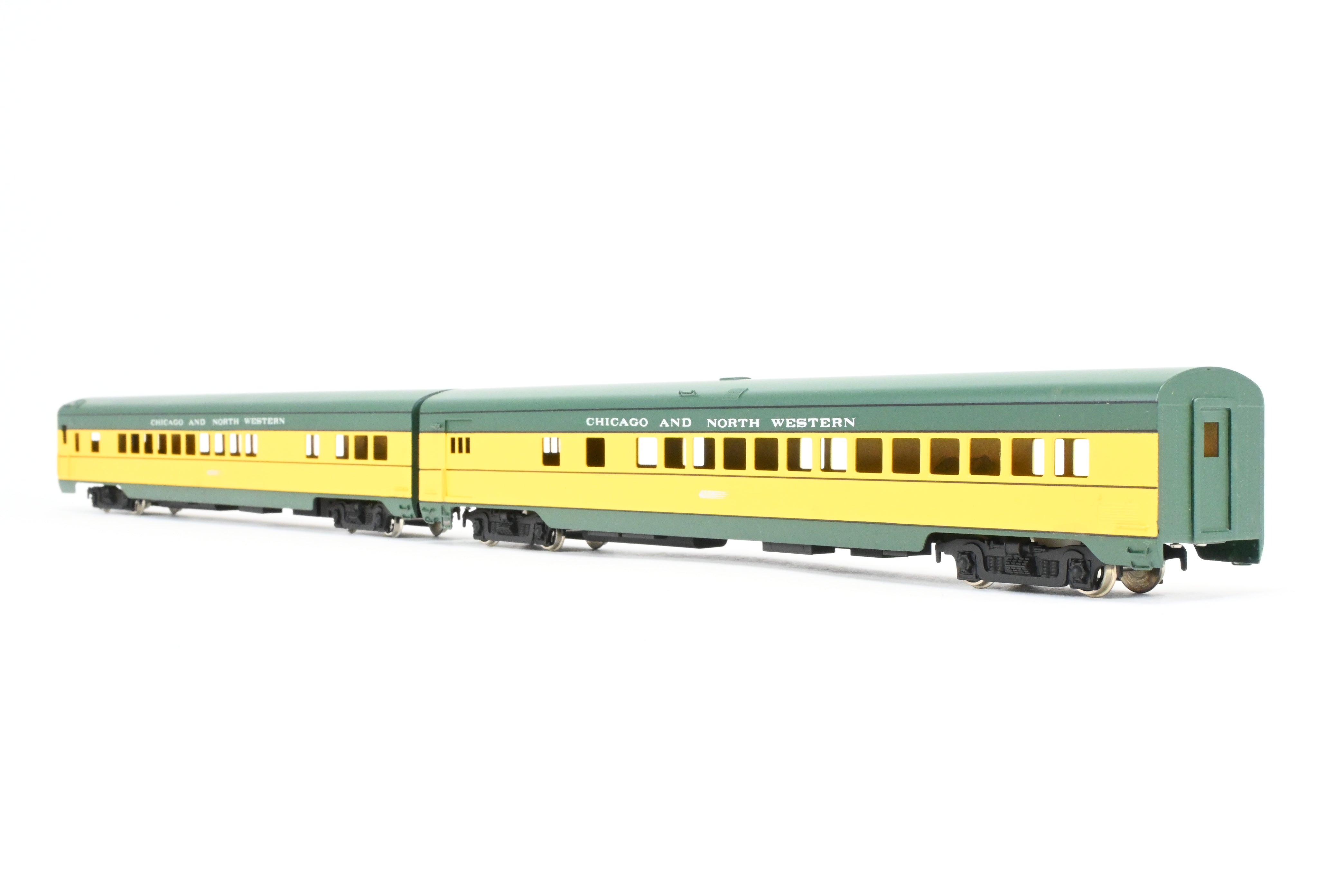 High - Quality HO Scale Brass Nickel Plate Products (NPP) Chicago & Northwestern (C&NW) Baggage and Parlor Car Set with Factory Painting