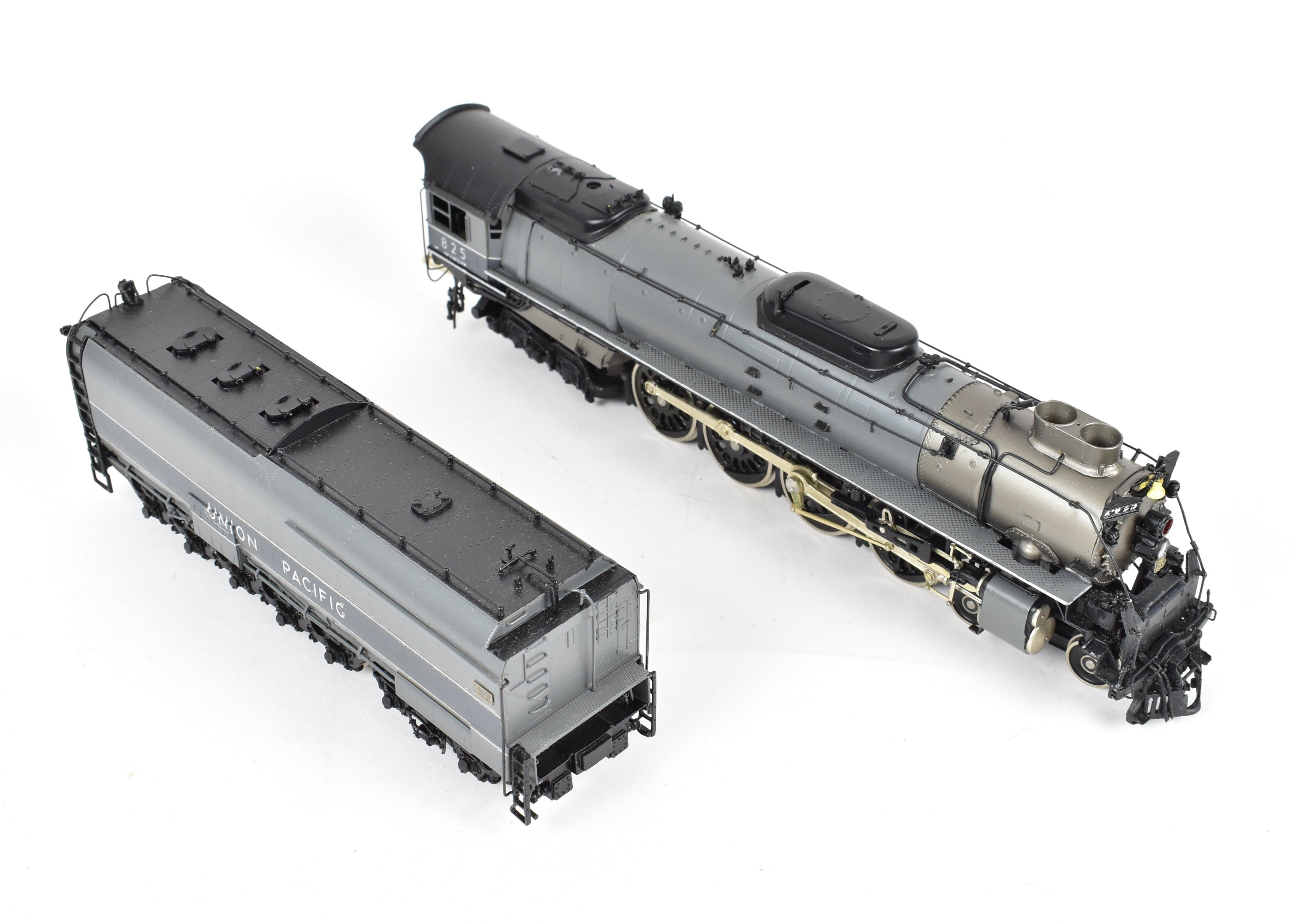 HO Brass Key Imports Union Pacific 4-8-4 FEF-2 Oil Version Grey No. 825 CS 59