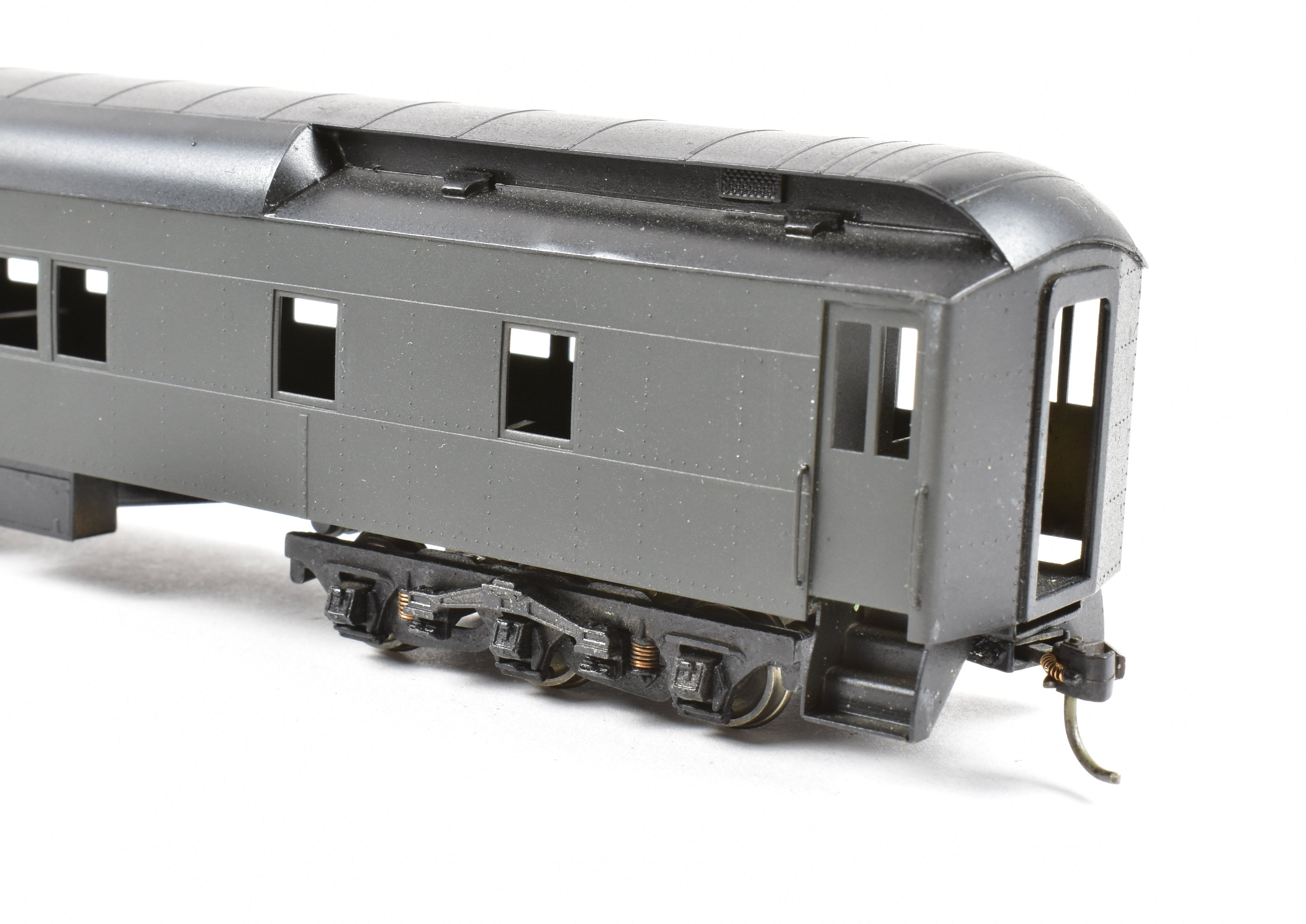 HO Scale Brass Lambert Pullman Yukon 12 - 1 Heavy - Duty Sleeping Car Model with Incorrect Original Box Showing Moderate Shelf Wear