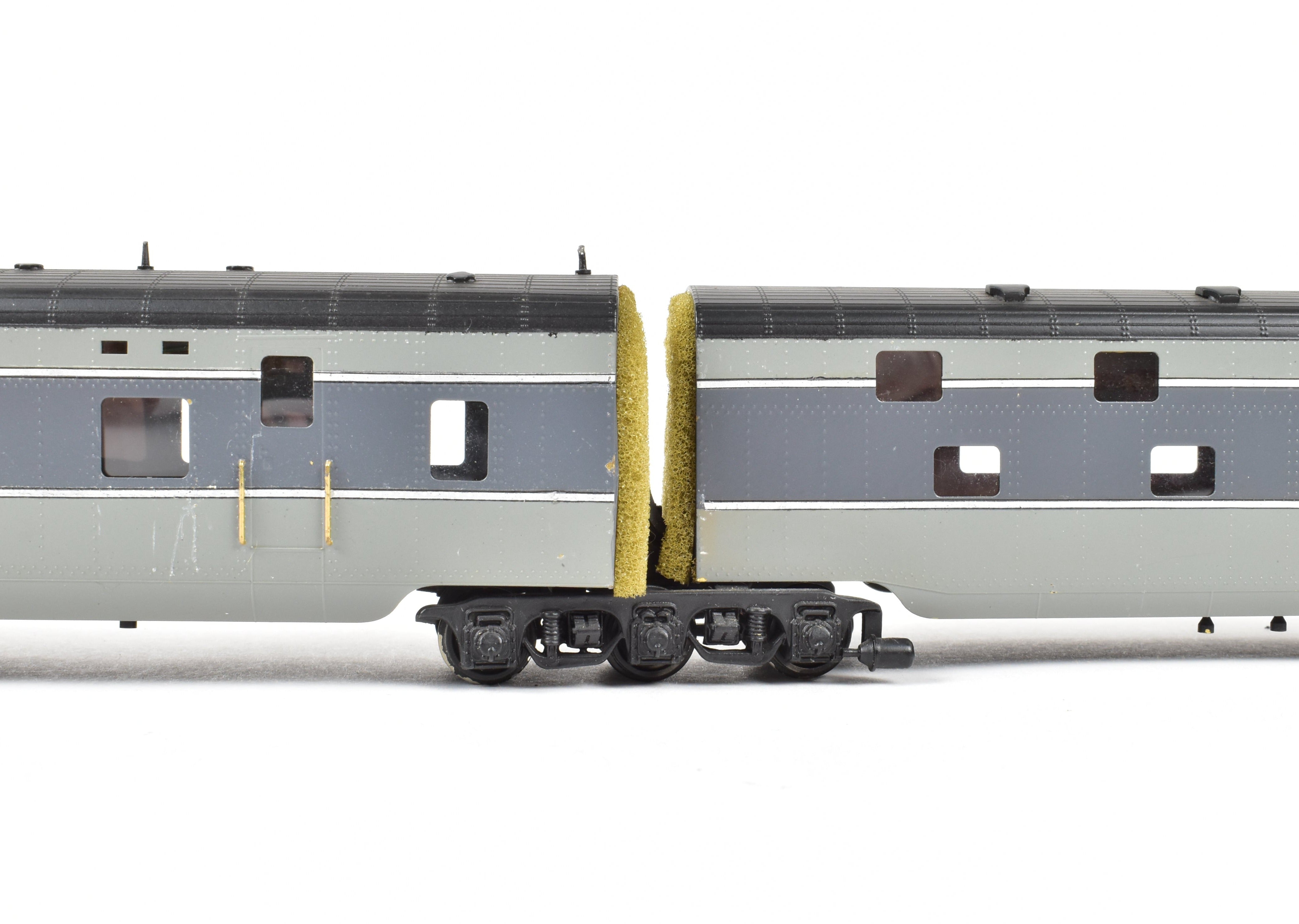HO Scale Brass Model Train Set - Oriental Limited SP/UP/C&NW UP Union Pacific The Forty Niner 8-Car Set in Two-Tone Gray with Overland Lettering