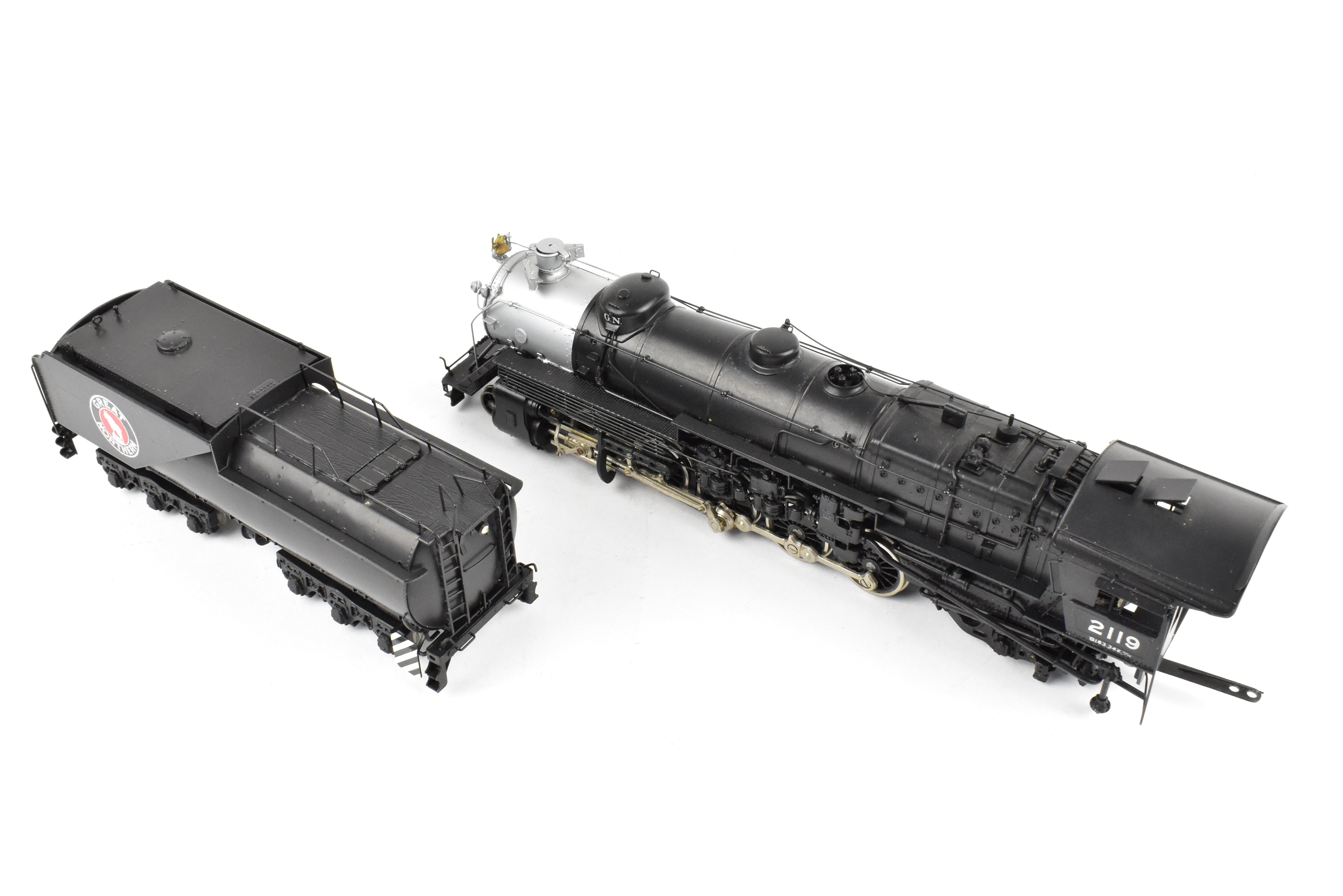 HO Scale Brass Model Train - PFM Tenshodo Great Northern 2-10-2 Class Q-1 Factory Painted Crown Model #2119