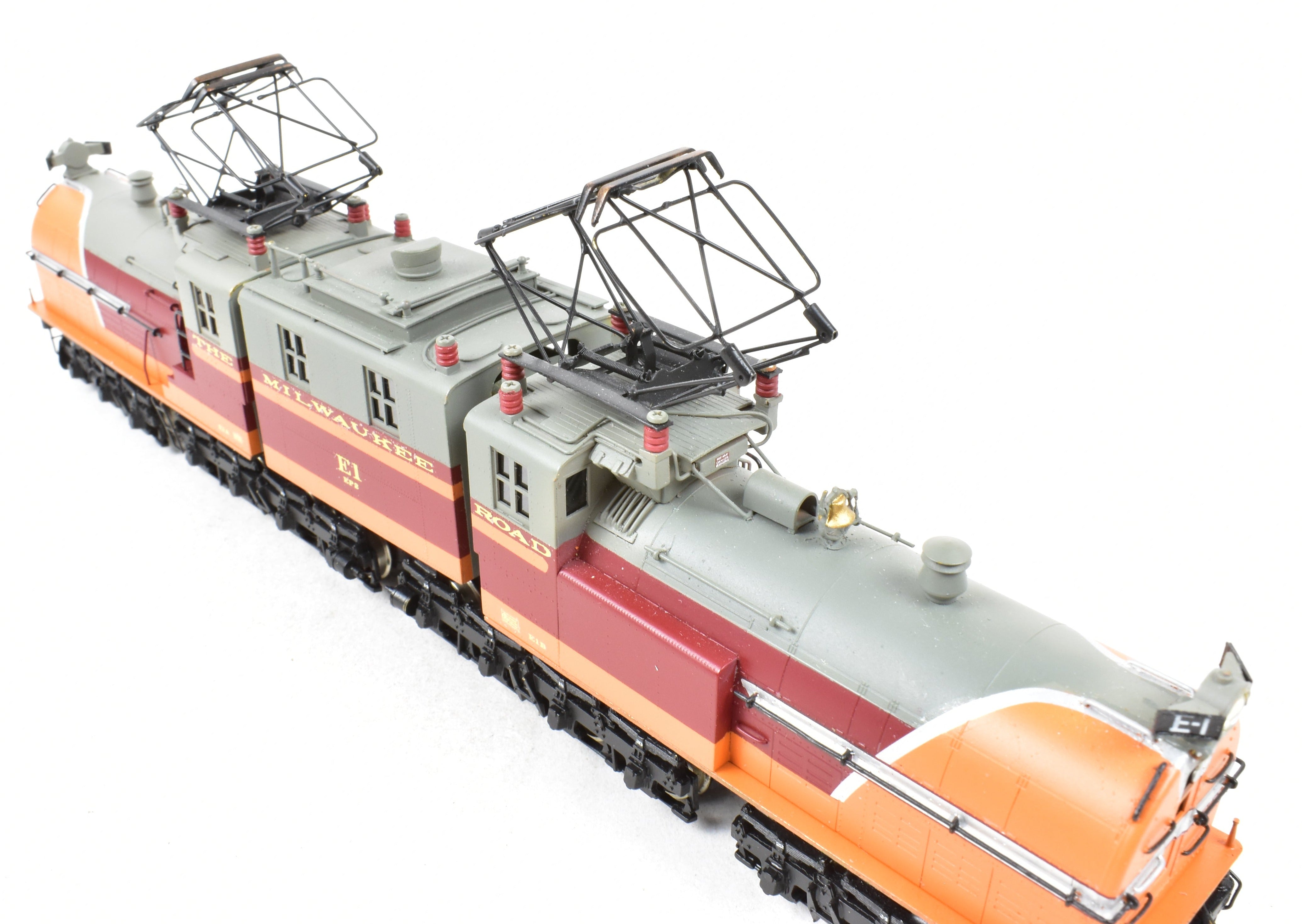 High - Quality HO Scale Custom Brass Milwaukee Road EP - 2 BI - Polar Gearless Electric Model Train Pro - Painted No. E1