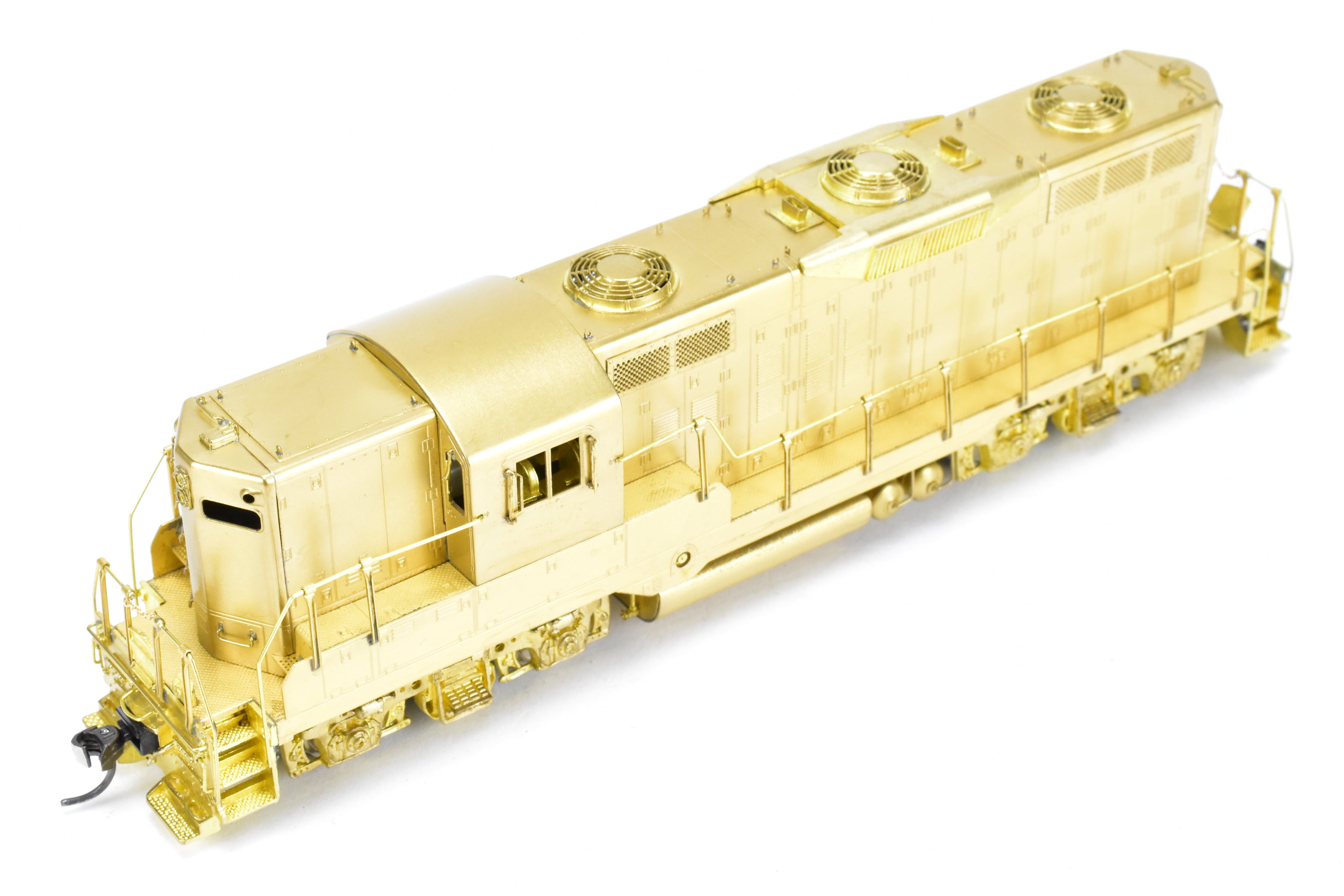 HO Brass Oriental Limited EMD GP9 1750 HP Late Version with 48 Fans & Dynamic Brakes