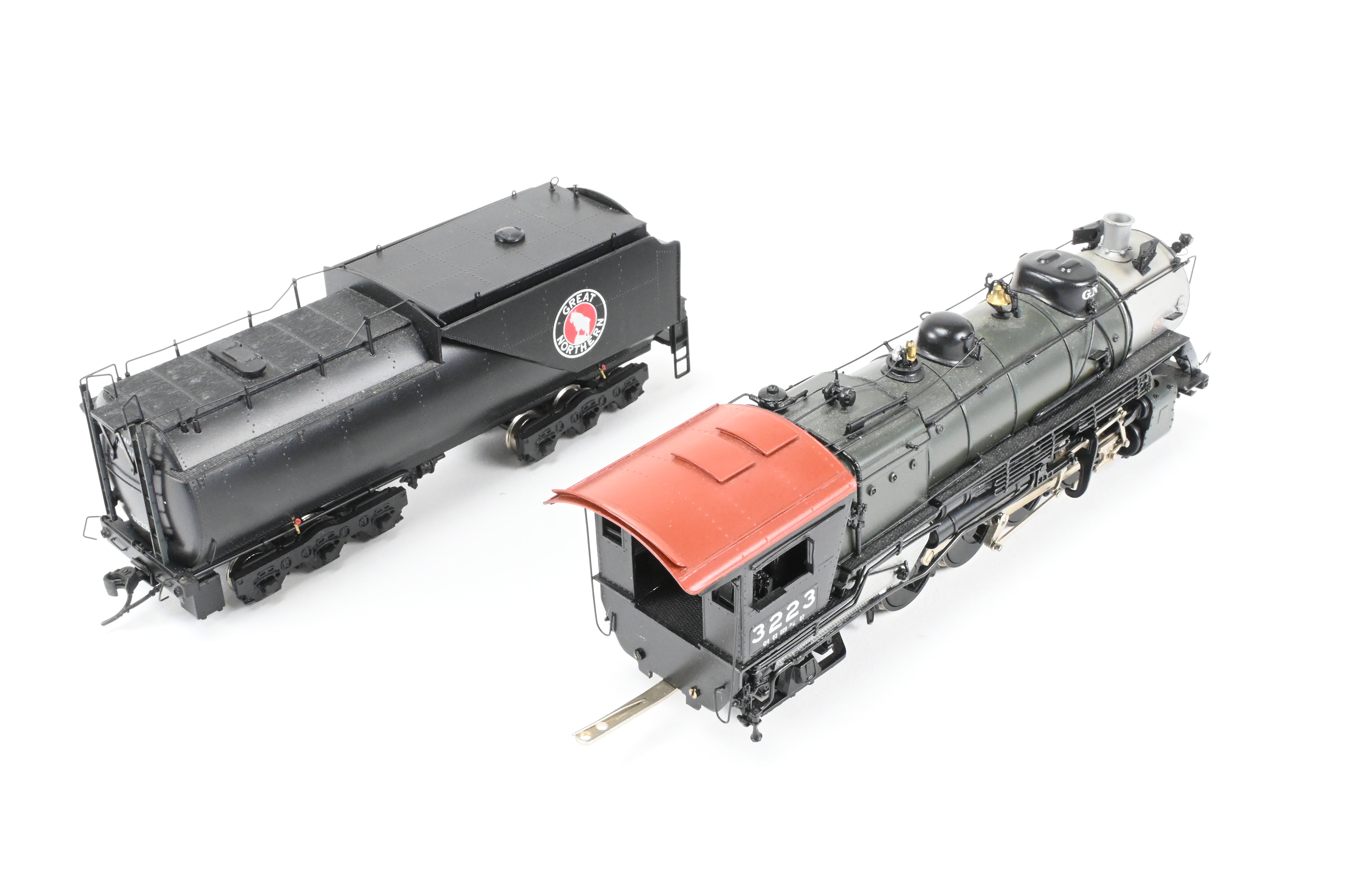 HO Scale Brass Great Northern 2-8-2 Class O-4 Pro-Painted Sunset Model
