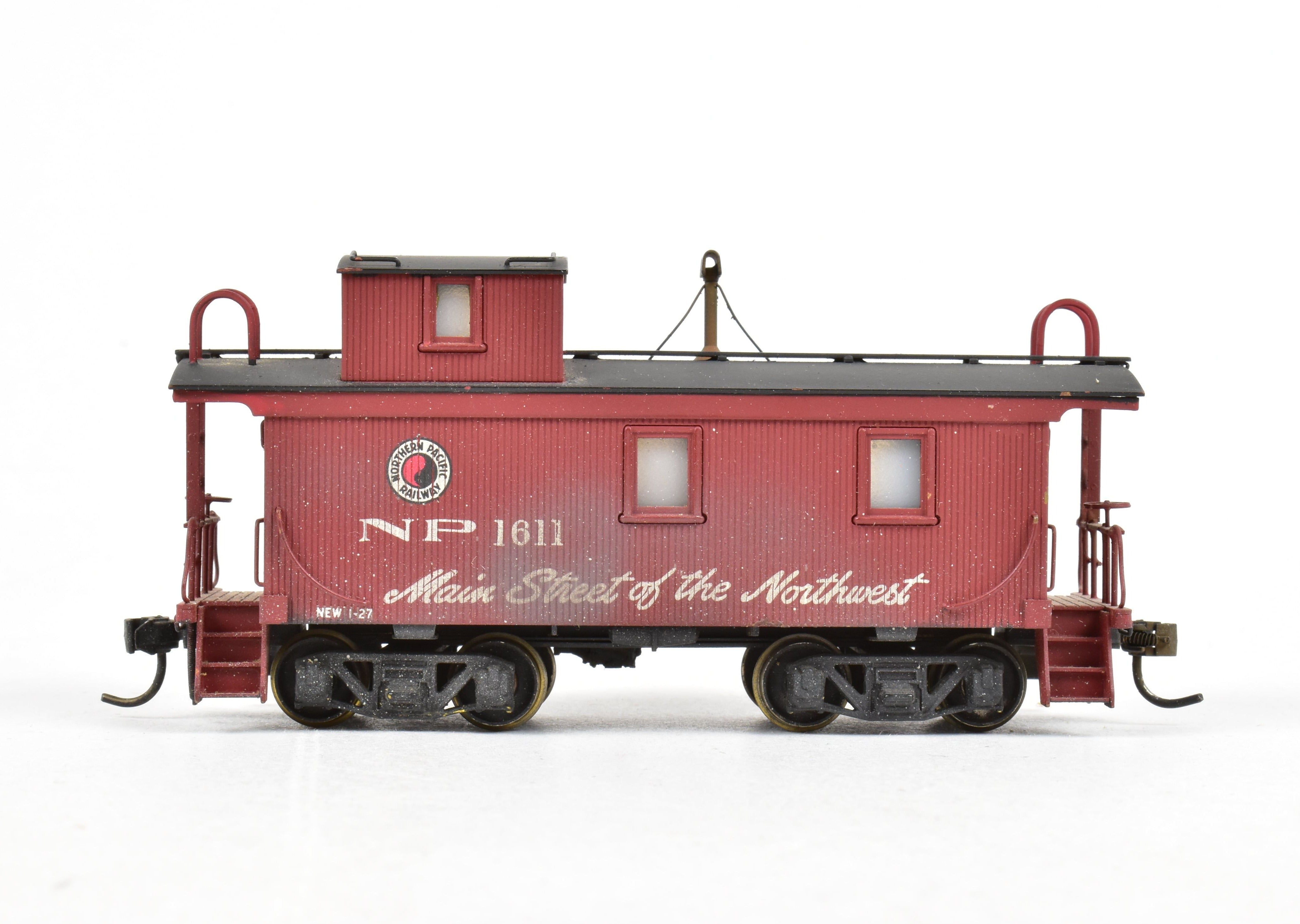 HO Scale Brass Model of NorthWest Short Line (NWSL) and Northern Pacific (NP) Wood Sided Caboose Custom Painted with Number 1611 for Model Train Enthusiasts
