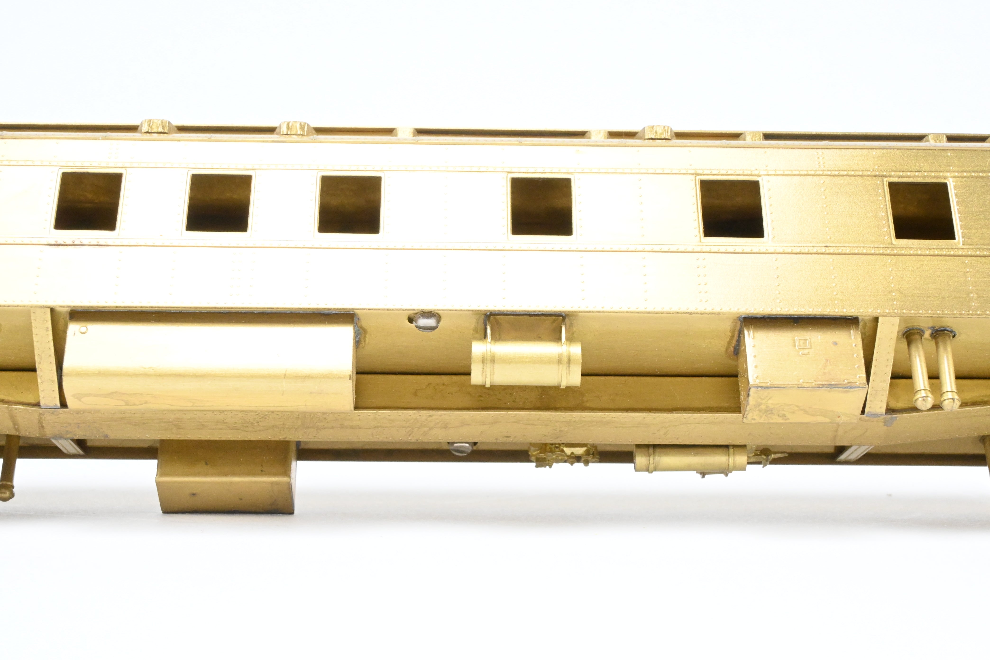 HO Brass Soho 6 - Compartment 3 - Drawing Room Pullman Model from 1979 (Wrong Box)