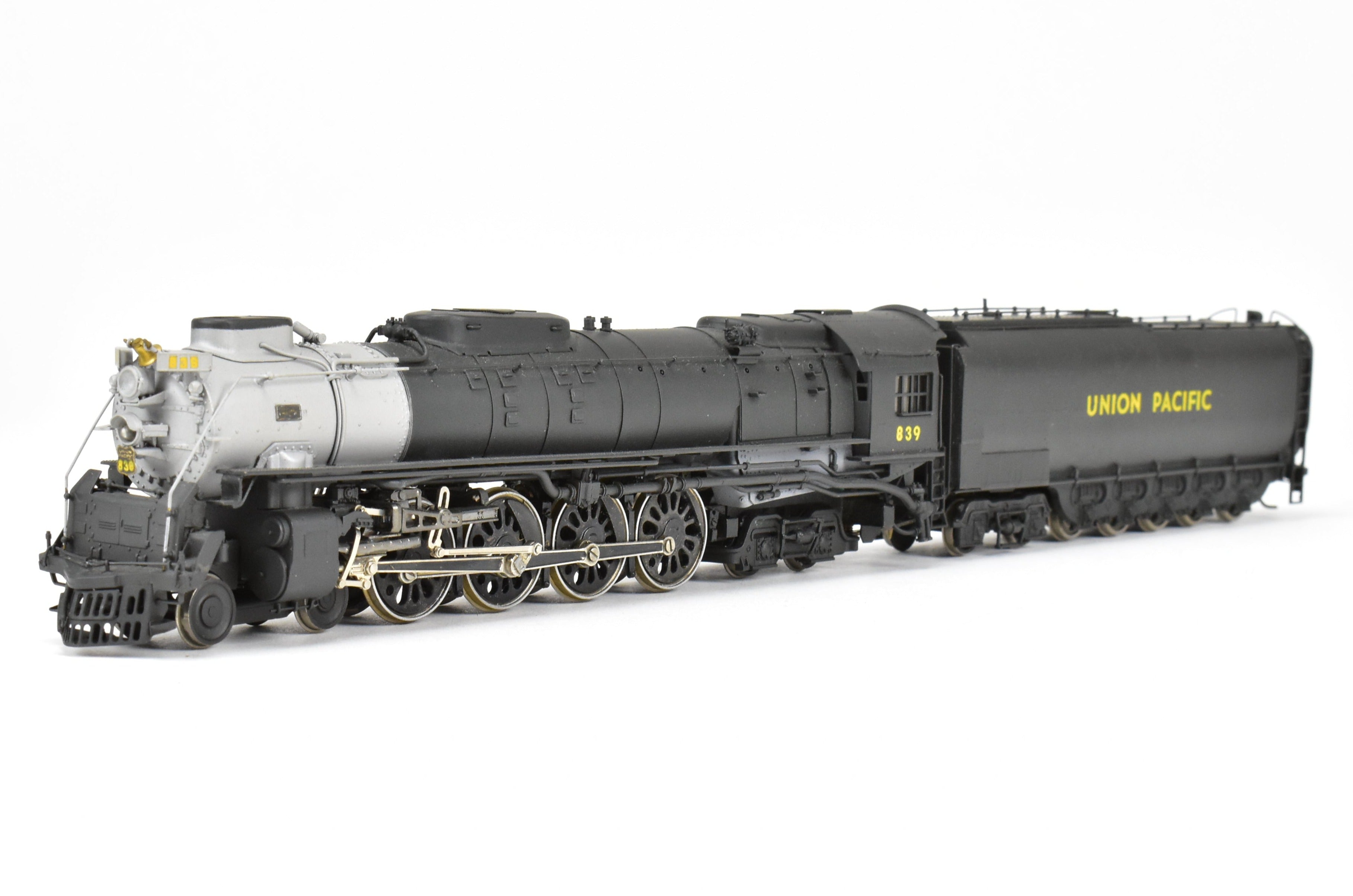 Custom Painted HO Brass Max Gray UP Union Pacific 4-8-4 FEF-3 Northern No. 839