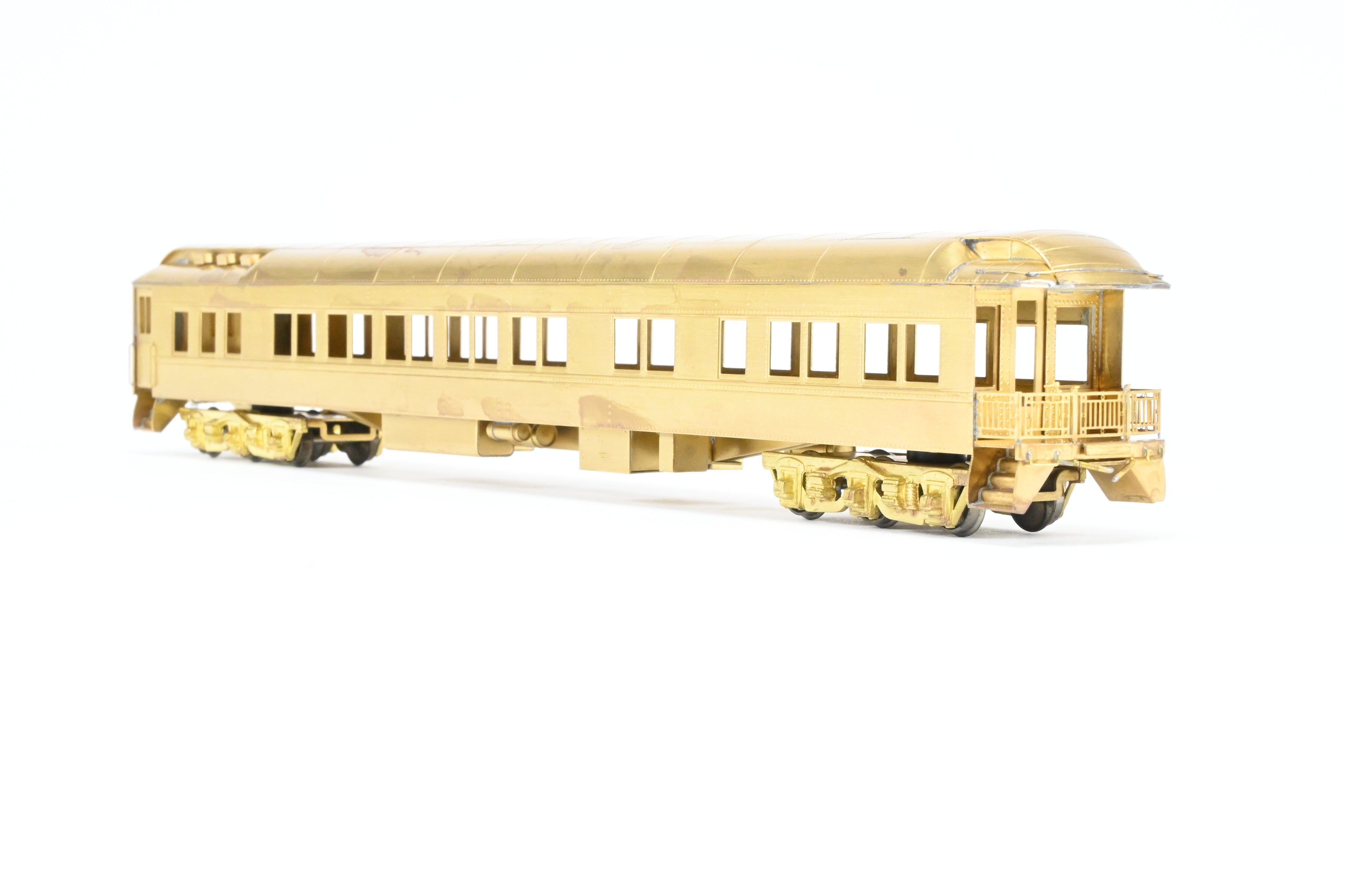 HO Scale Brass Soho 10-Section Lounge Observation Car - Mt. Hood Version