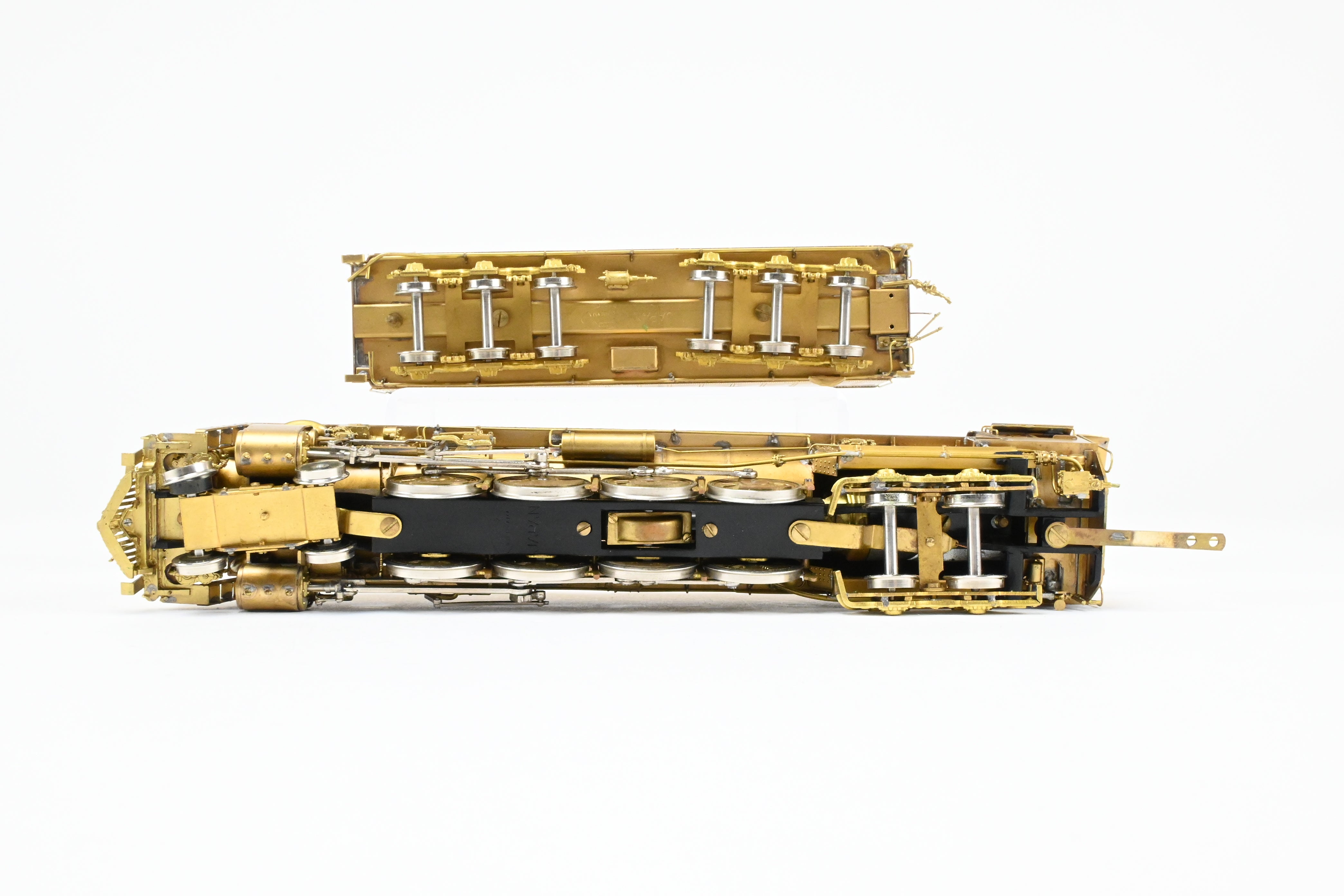 High - Quality HO Scale Brass PFM - Fujiyama Missouri Pacific 2200 Class 4 - 8 - 4 Steam Locomotive Model