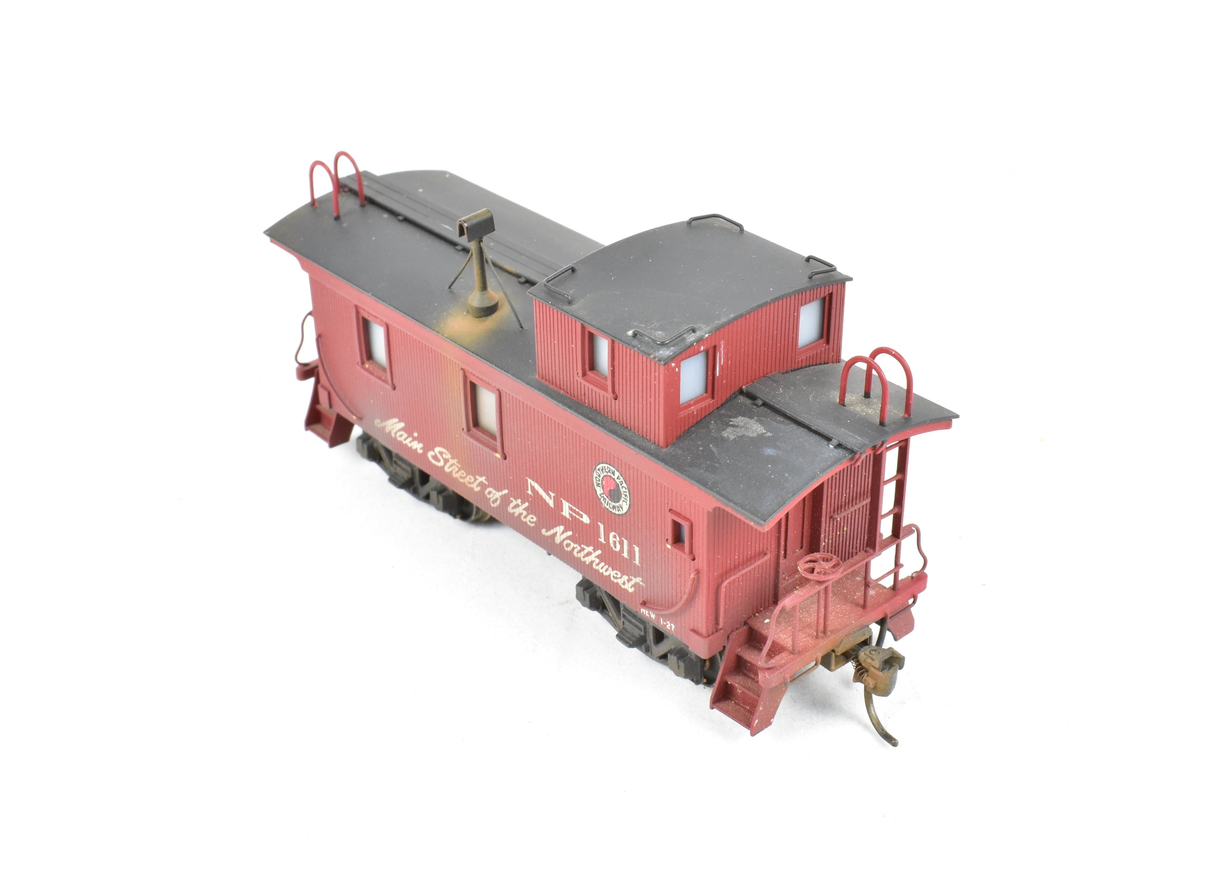 HO Scale Brass Model of NorthWest Short Line (NWSL) and Northern Pacific (NP) Wood Sided Caboose Custom Painted with Number 1611 for Model Train Enthusiasts