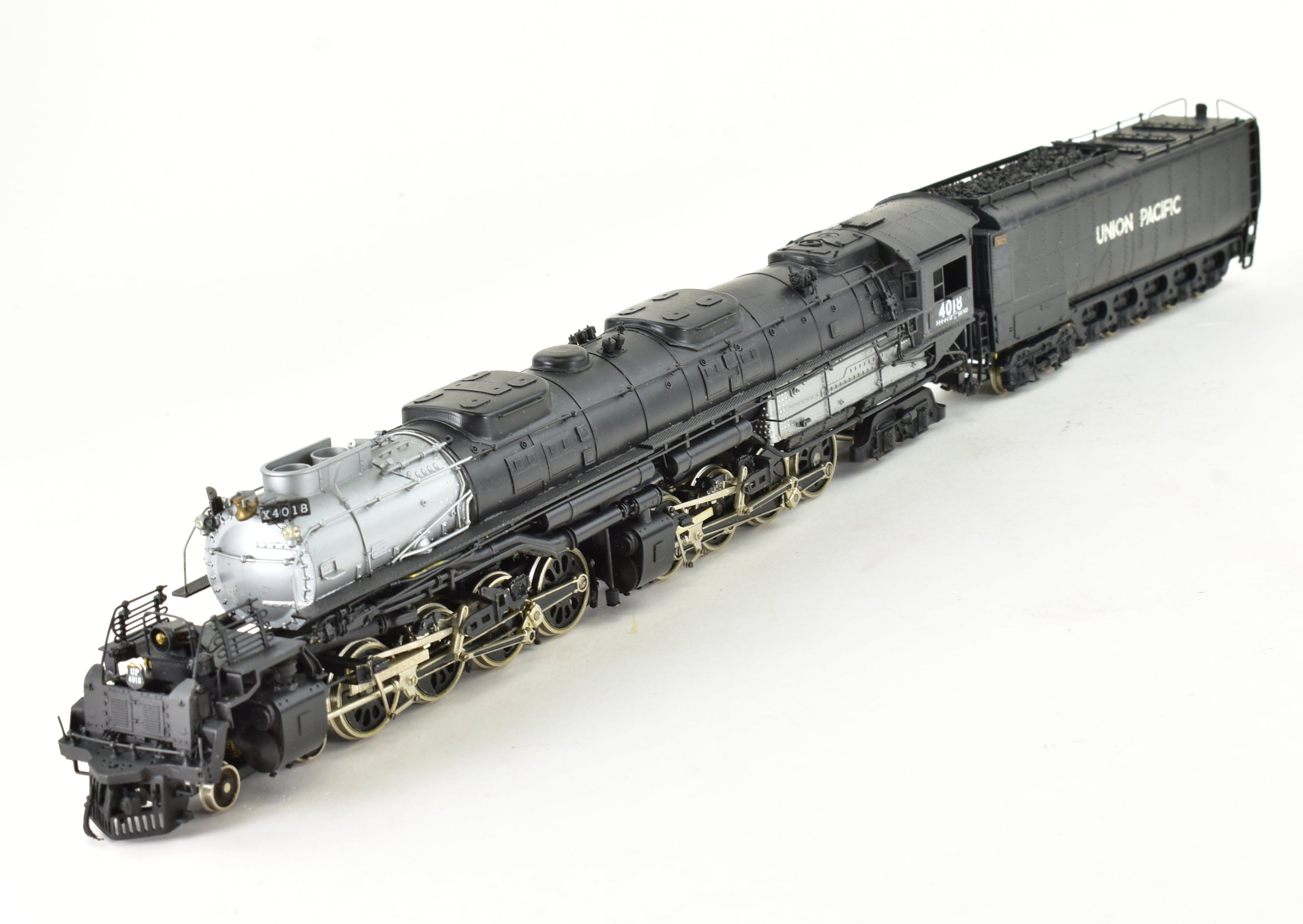 HO Scale Brass PFM - Tenshodo Union Pacific 4-8-8-4 Big Boy Crown Steam Locomotive with Signature Series Tender, Model No. 4018 from the 1969 Run