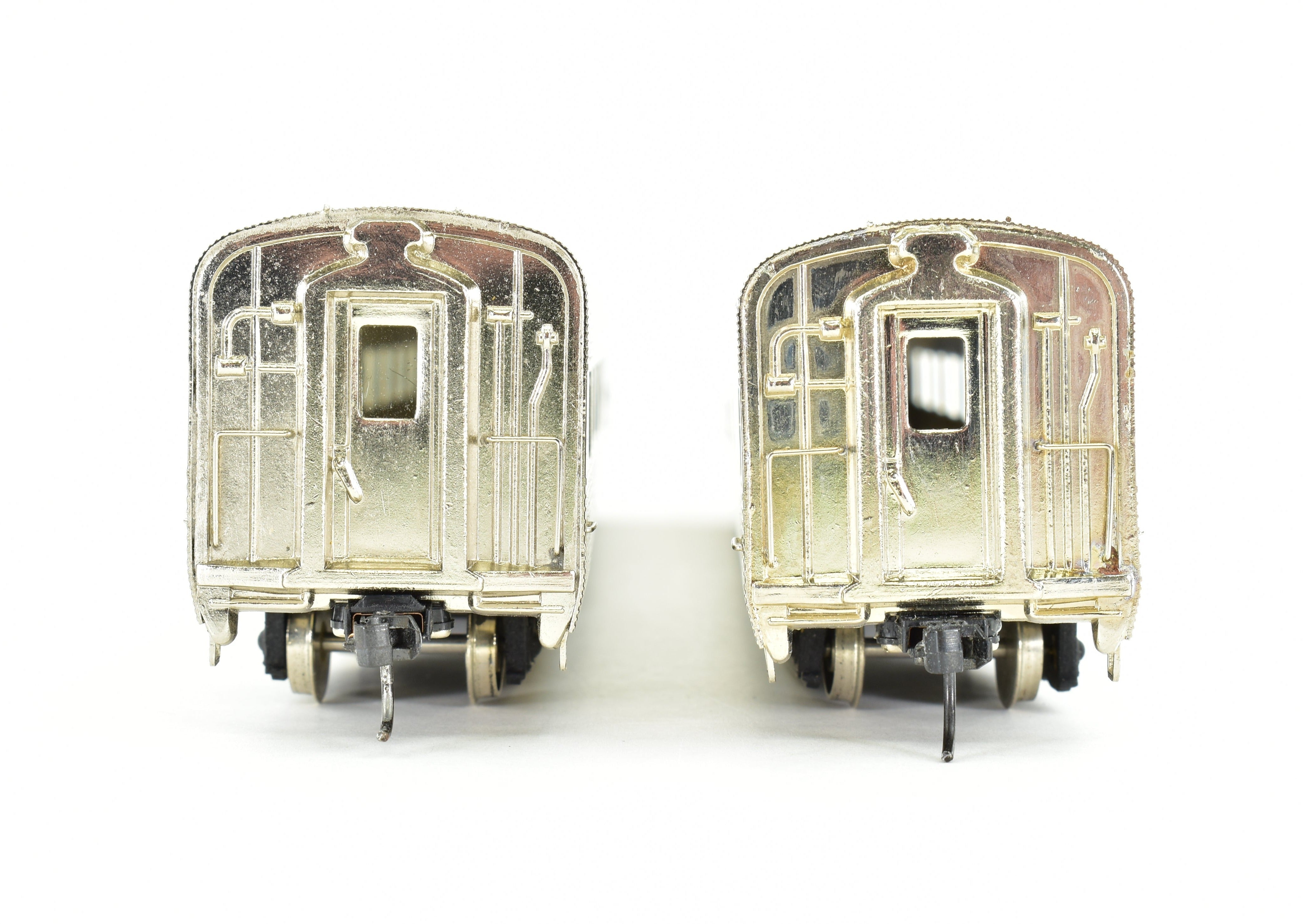 HO Scale Brass Nickel Plate Products (NPP) CB&Q - Burlington Route WP & D&RGW California Zephyr Full Roomette Pullman and Pullman Roomette Sleeper Set Model Train