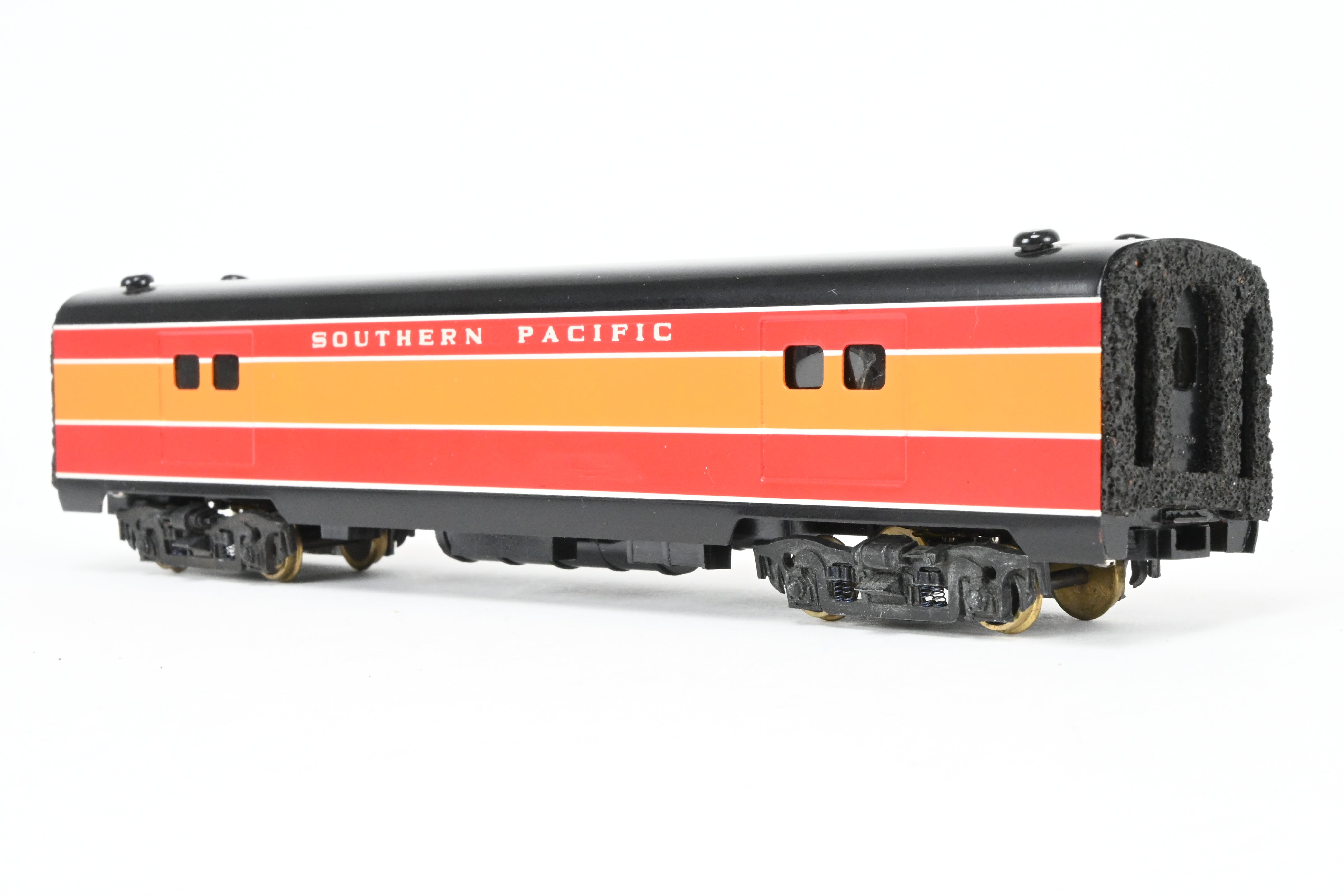 HO Scale Brass PFM Model Train - Tenshodo SP Brand Southern Pacific Baggage Flush Side Factory Painted Daylight Shorty Cars