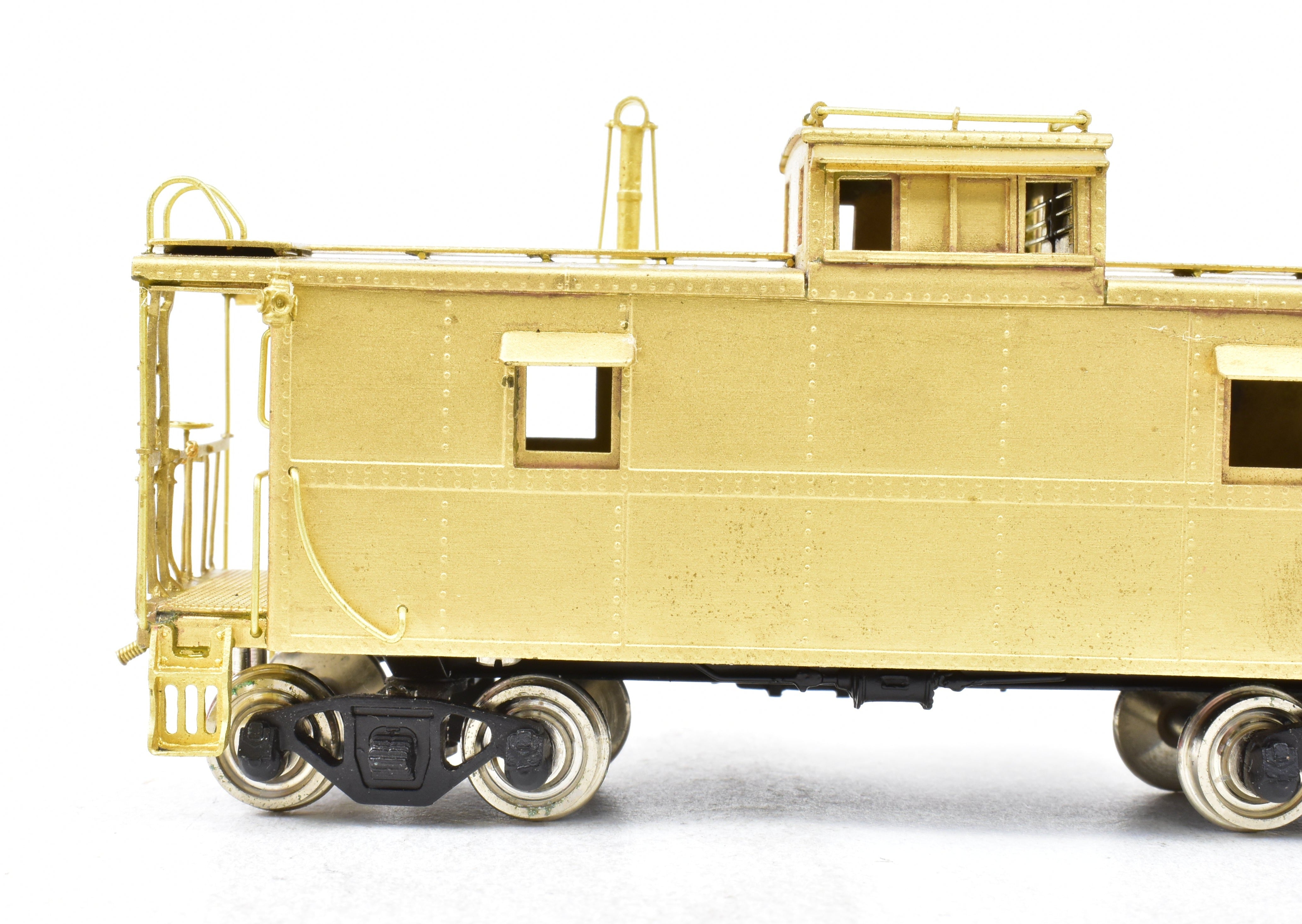High - Quality HO Scale Brass Nickel - Plated Chesapeake & Ohio Steel Caboose Model by NPP - Nickel Plate Products