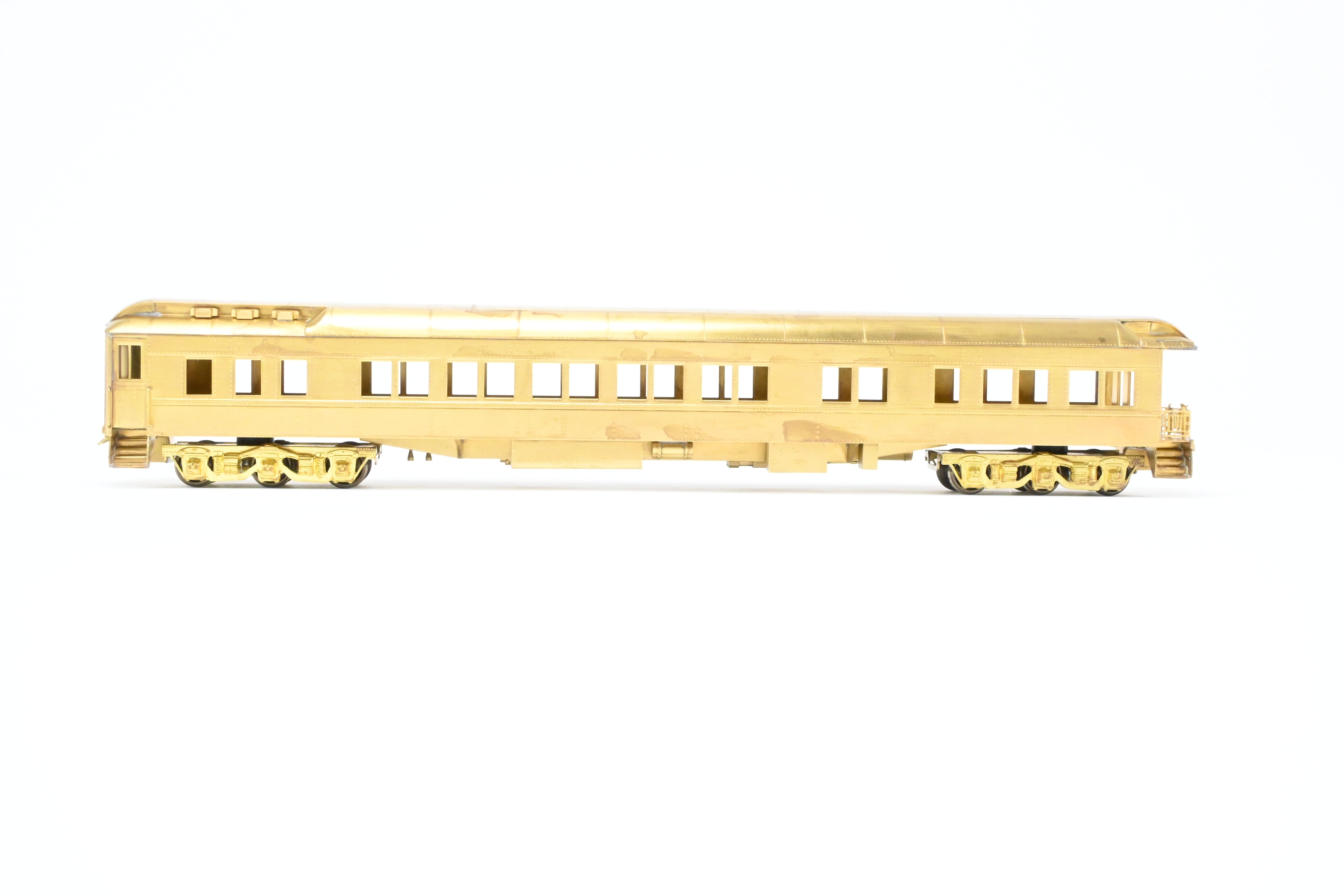 HO Scale Brass Soho 10-Section Lounge Observation Car - Mt. Hood Version