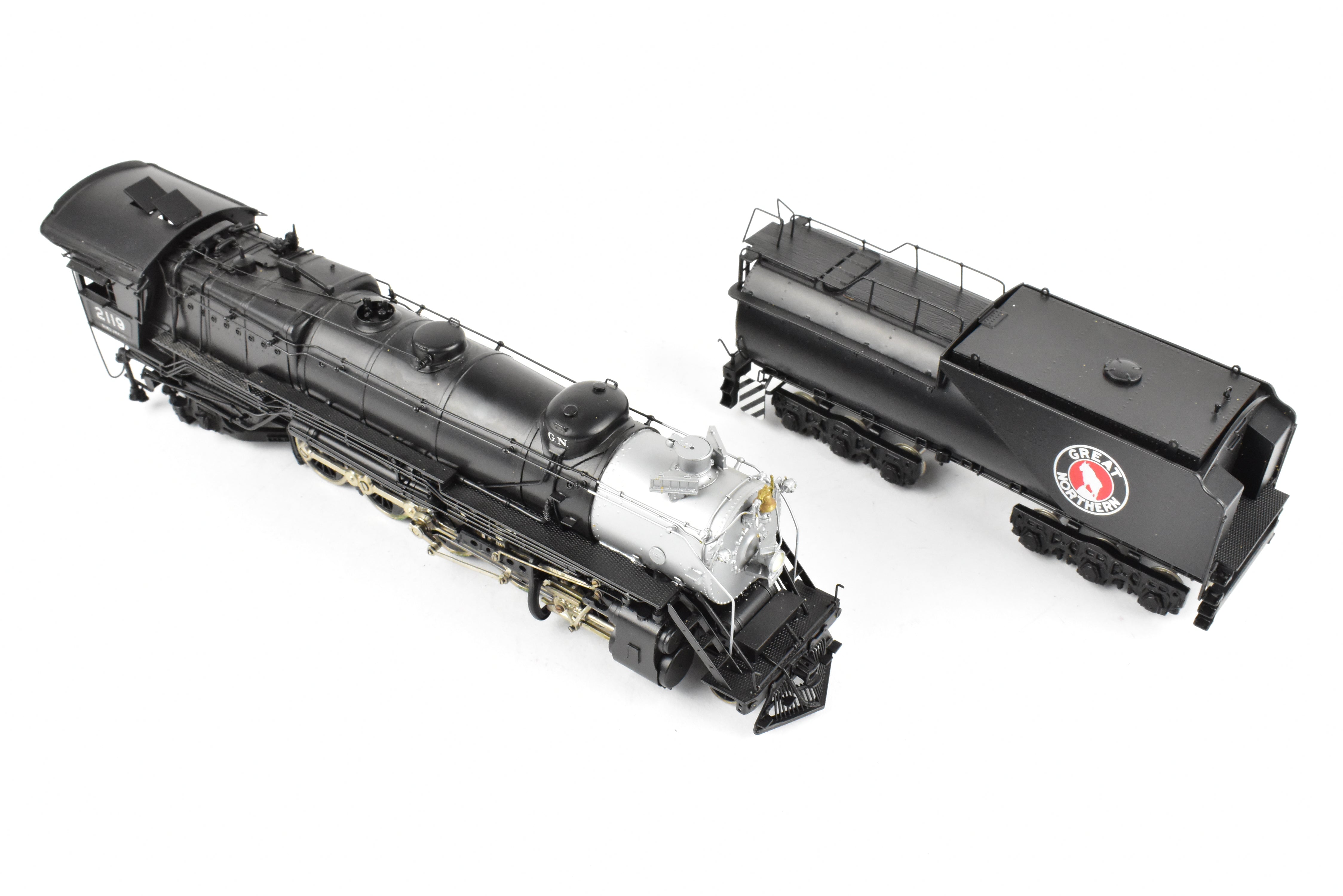 HO Scale Brass Model Train - PFM Tenshodo Great Northern 2-10-2 Class Q-1 Factory Painted Crown Model #2119