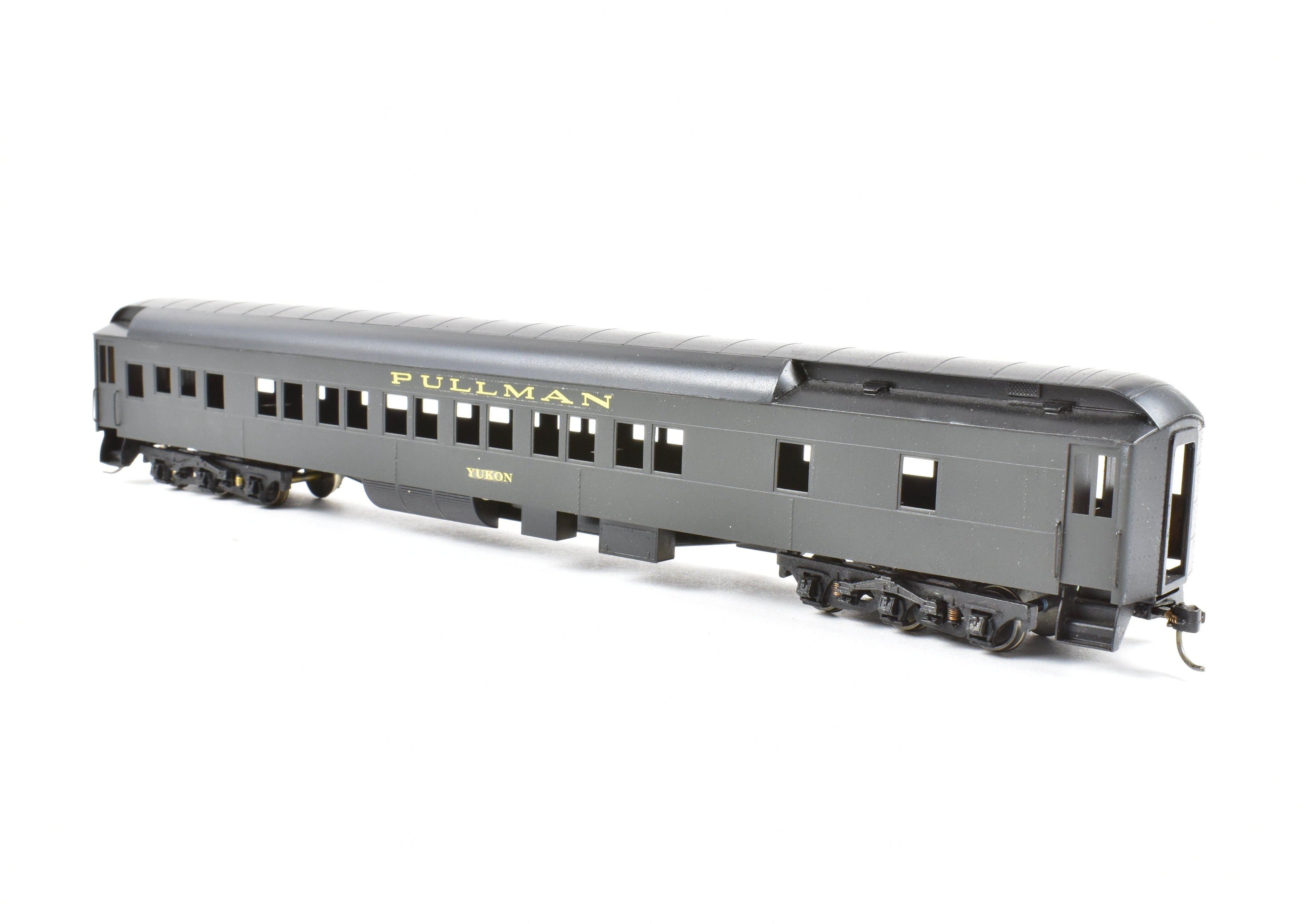 HO Scale Brass Lambert Pullman Yukon 12 - 1 Heavy - Duty Sleeping Car Model with Incorrect Original Box Showing Moderate Shelf Wear