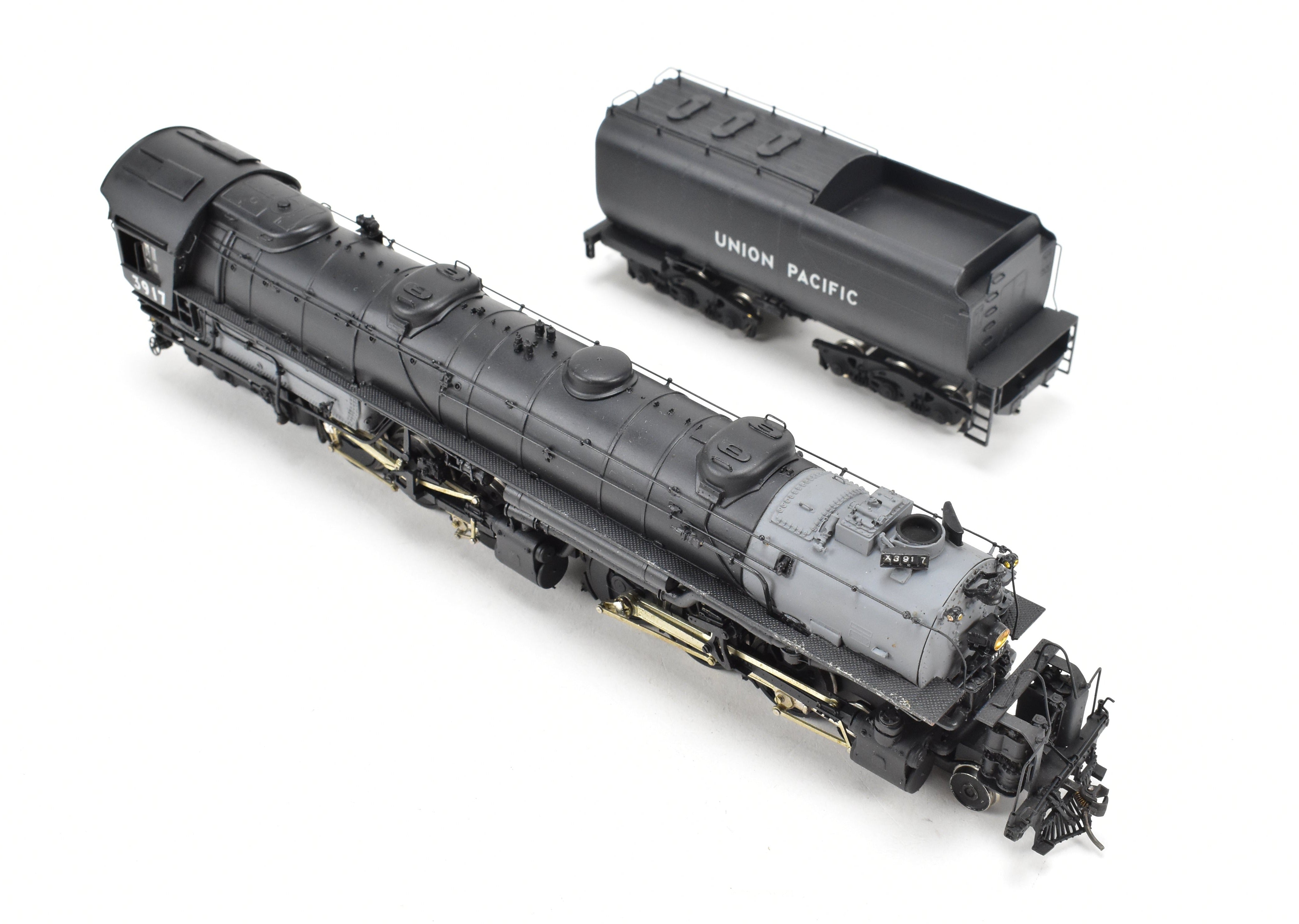 HO Scale Brass Model Train Key Imports UP - Union Pacific 3900 Class 4-6-6-4 Challenger Early Coal Version Locomotive with Custom Paint and Number CP #3917