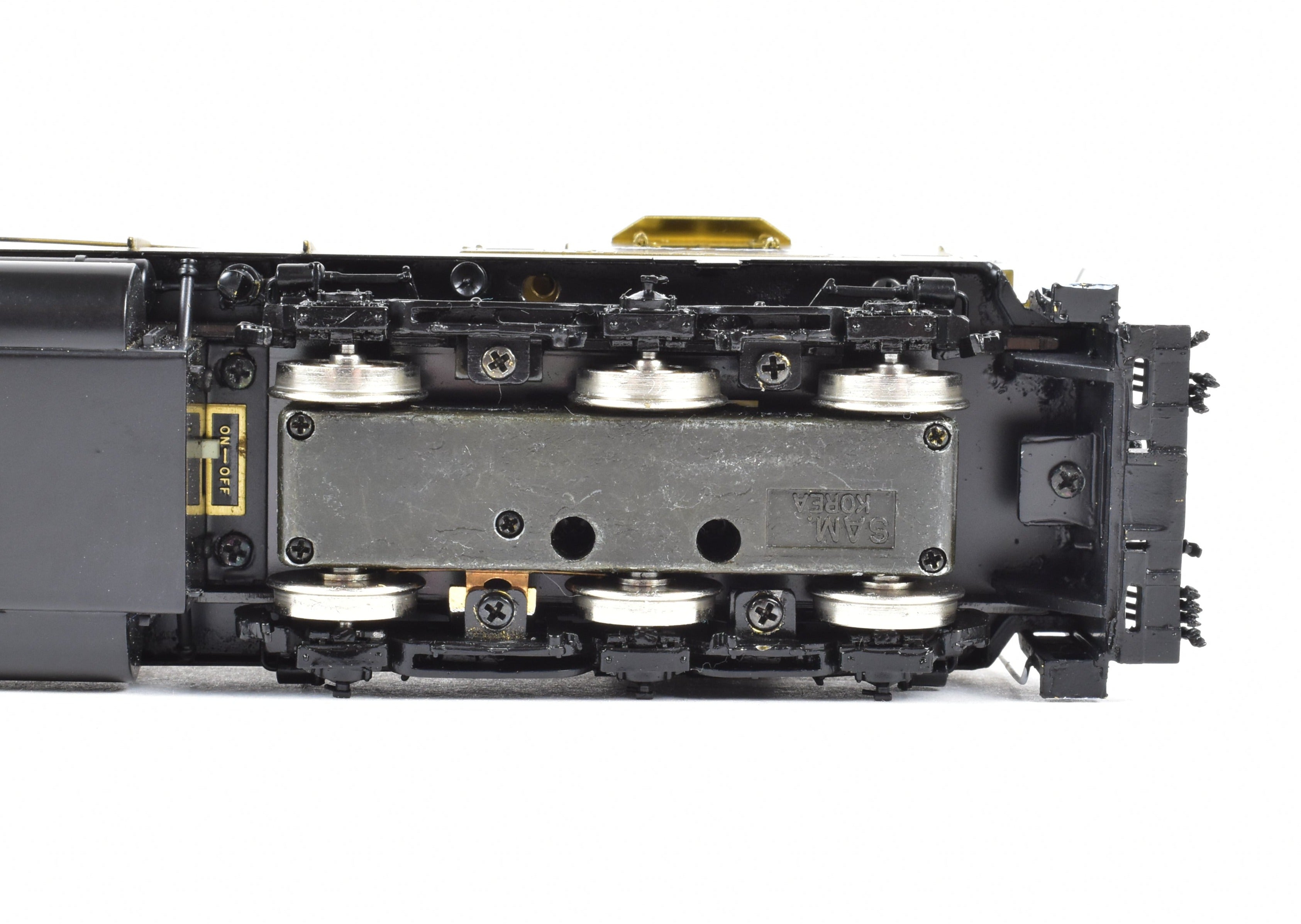 Brass HO-scale Southern Pacific Alco C-628 FP in Alco Demo Colors
