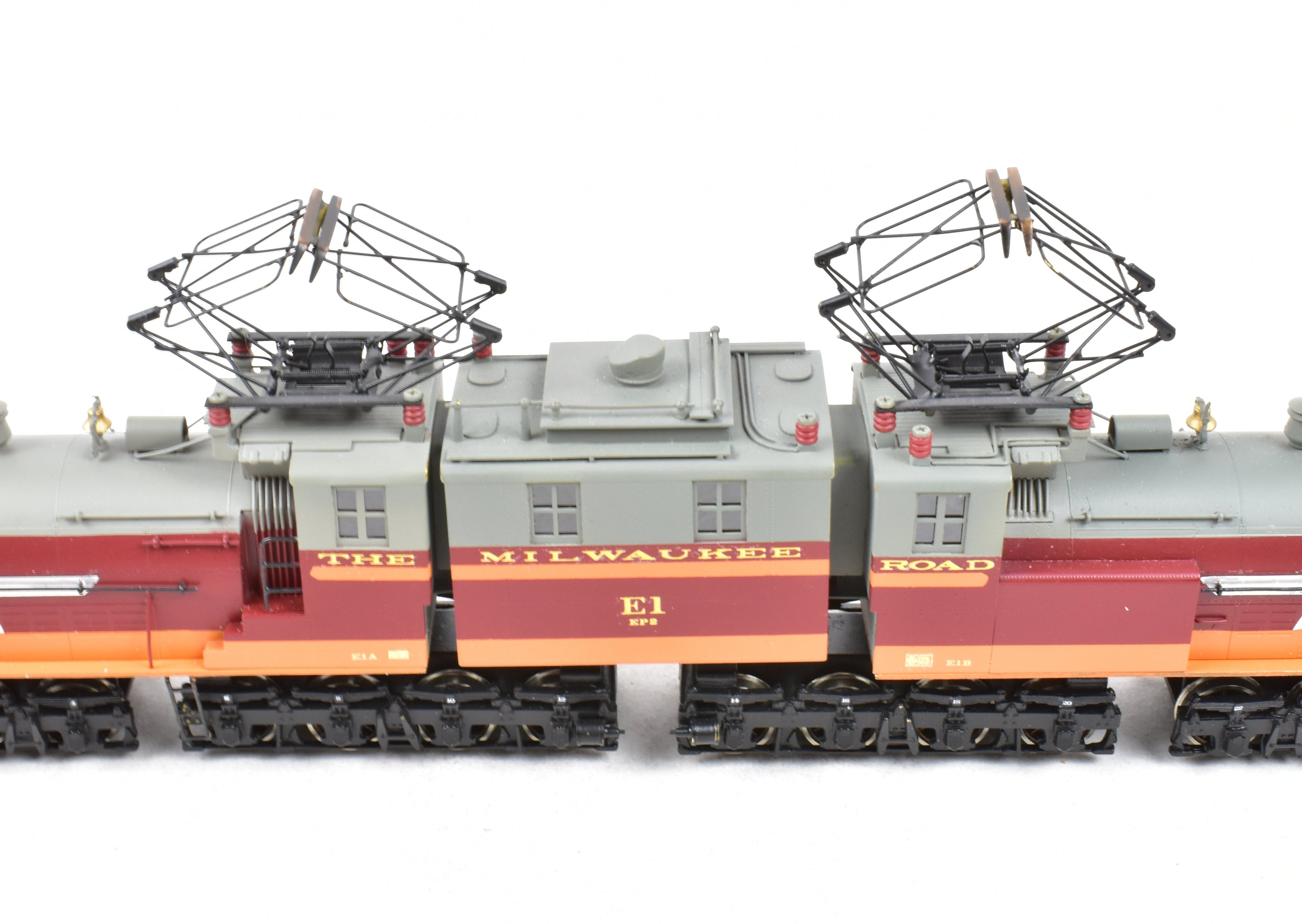 High - Quality HO Scale Custom Brass Milwaukee Road EP - 2 BI - Polar Gearless Electric Model Train Pro - Painted No. E1