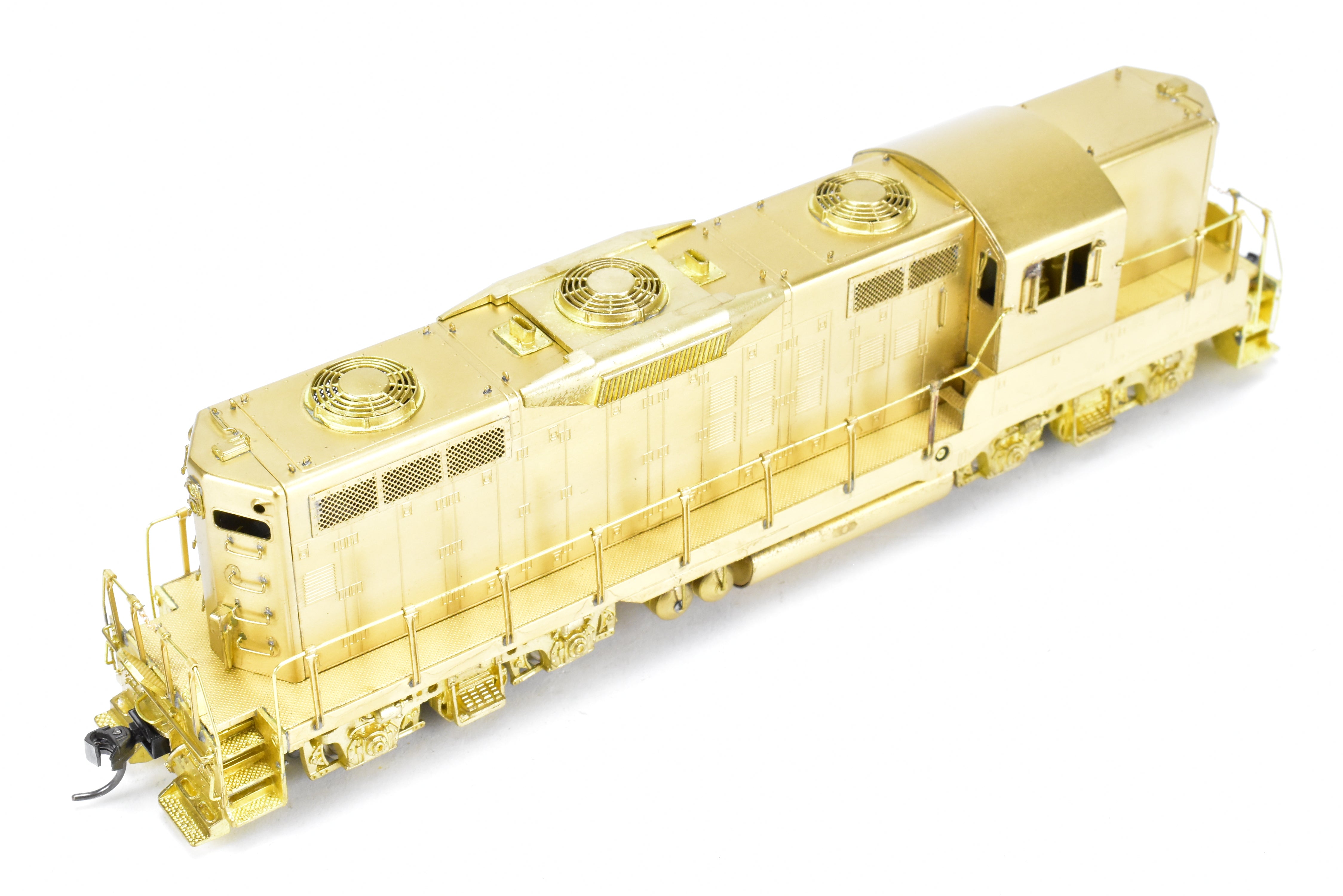 HO Brass Oriental Limited EMD GP9 1750 HP Late Version with 48 Fans & Dynamic Brakes