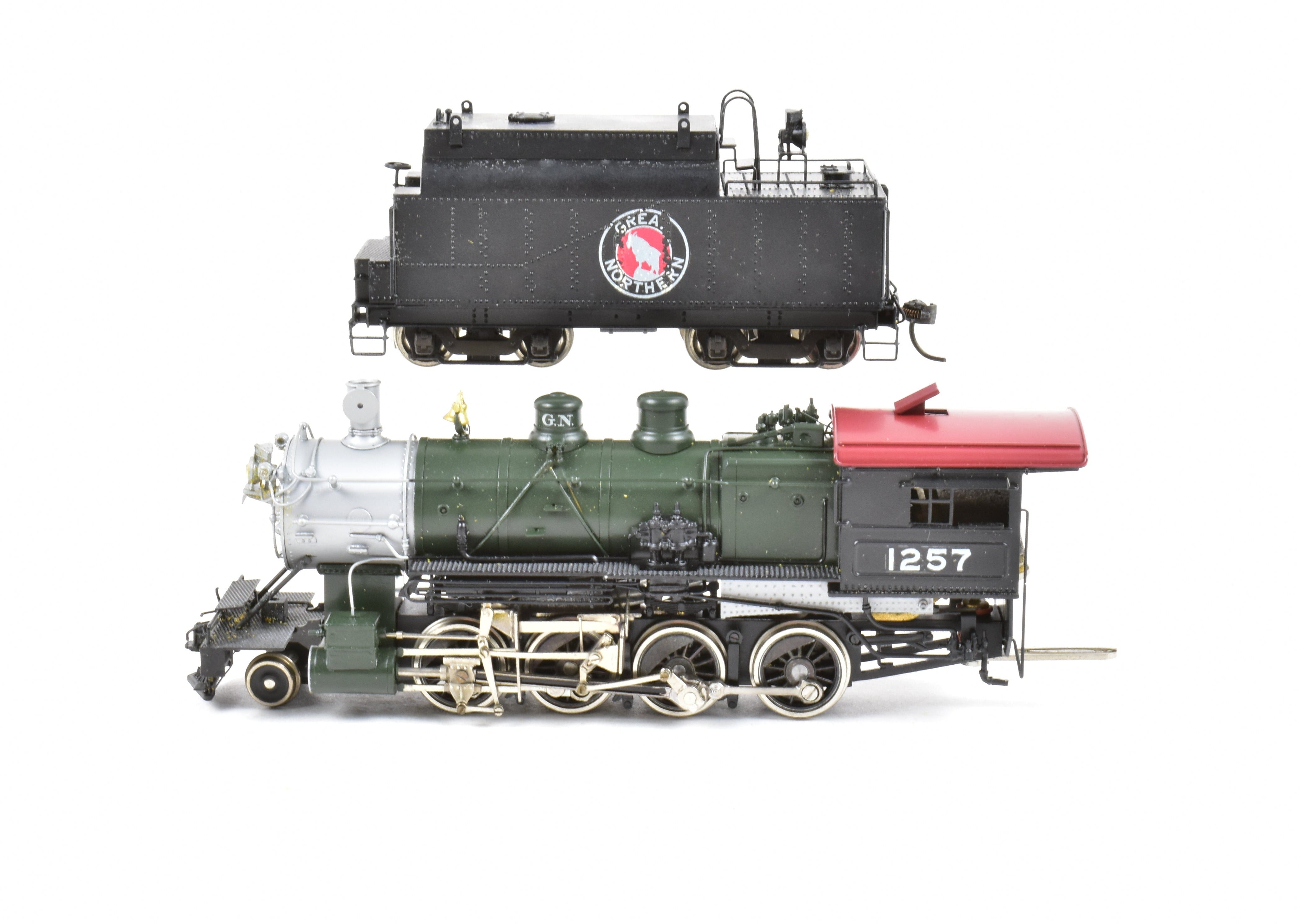 HO Scale Brass Model Train - PFM - Tenshodo GN Great Northern F8 Class 2-8-0 Factory Painted with Glacier Park Paint Scheme
