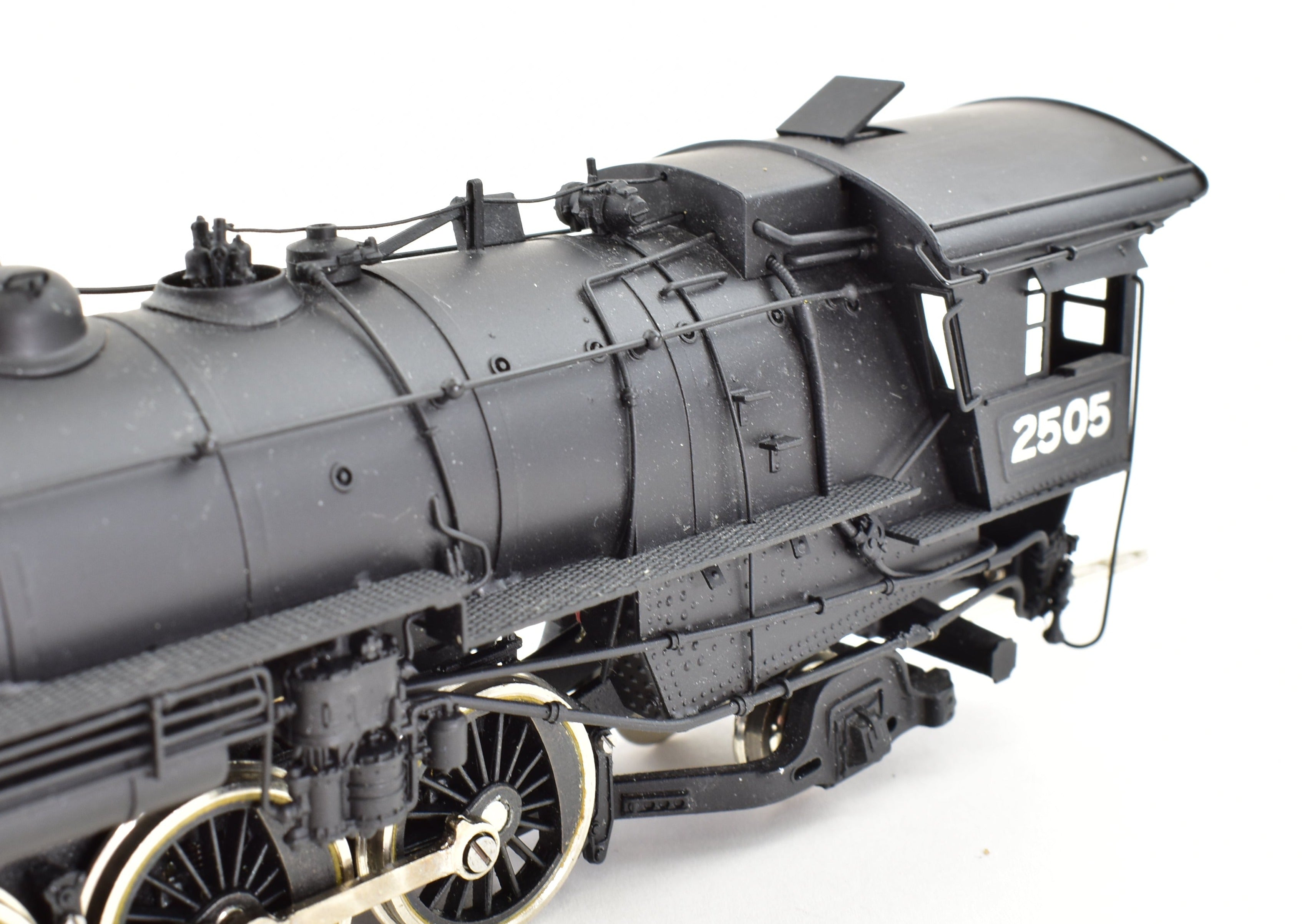 HO Scale Brass PFM - Tenshodo Great Northern 4-8-2 Class P-2 Factory Painted Can Motor Locomotive