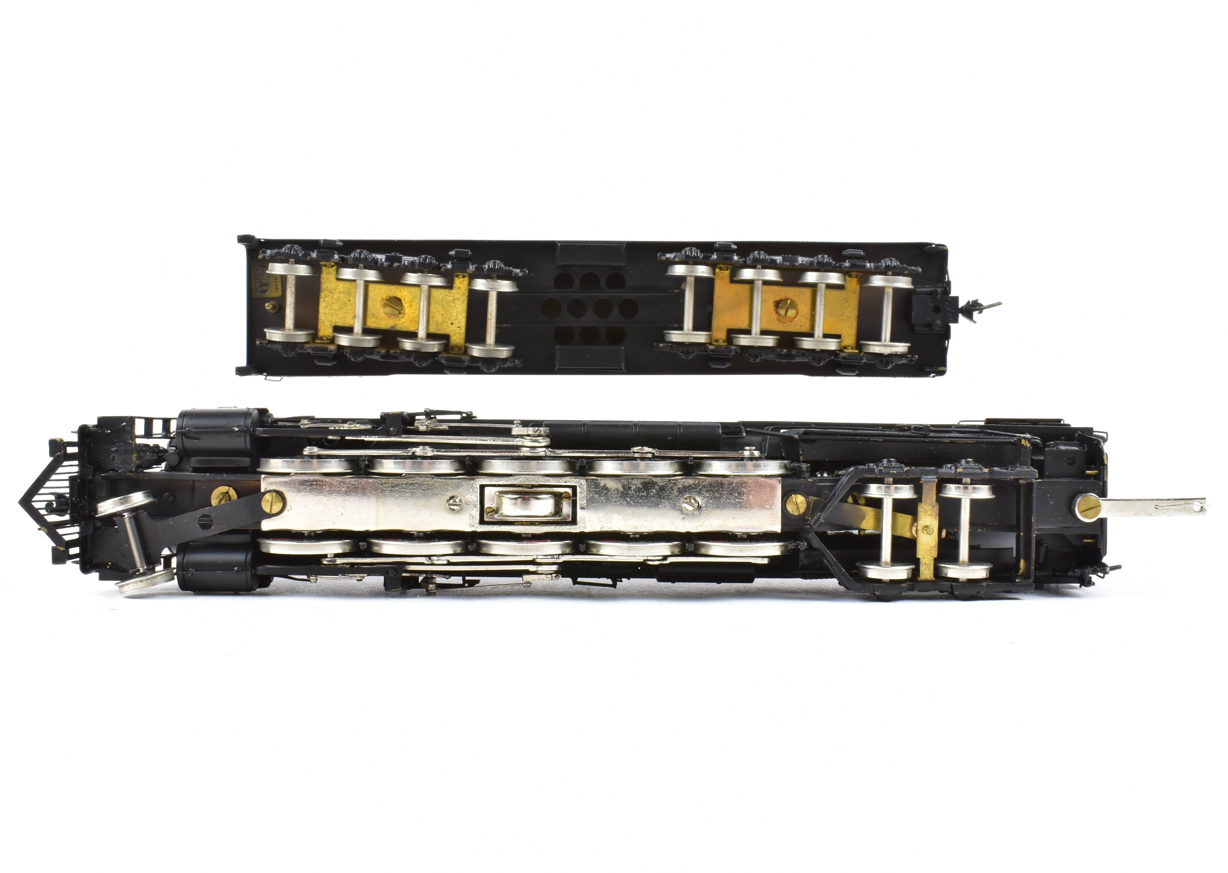 Custom Painted HO Brass PFM - United ATSF - Santa Fe 2-10-4 Locomotive #5031