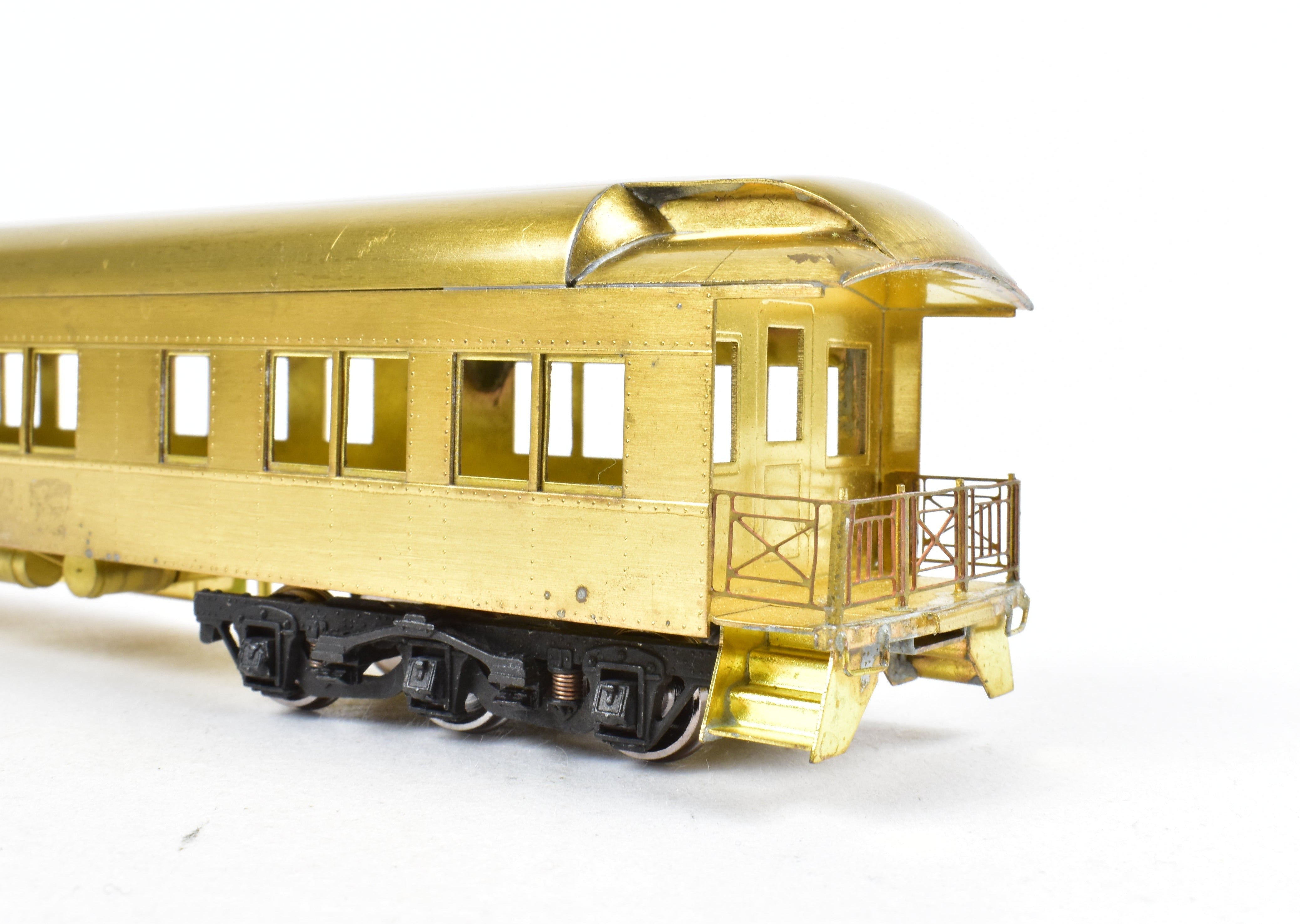 High - Quality HO Scale Brass Lambert Heavyweight 10 - Section Lounge Observation Model for Various Roads with Central Valley Trucks