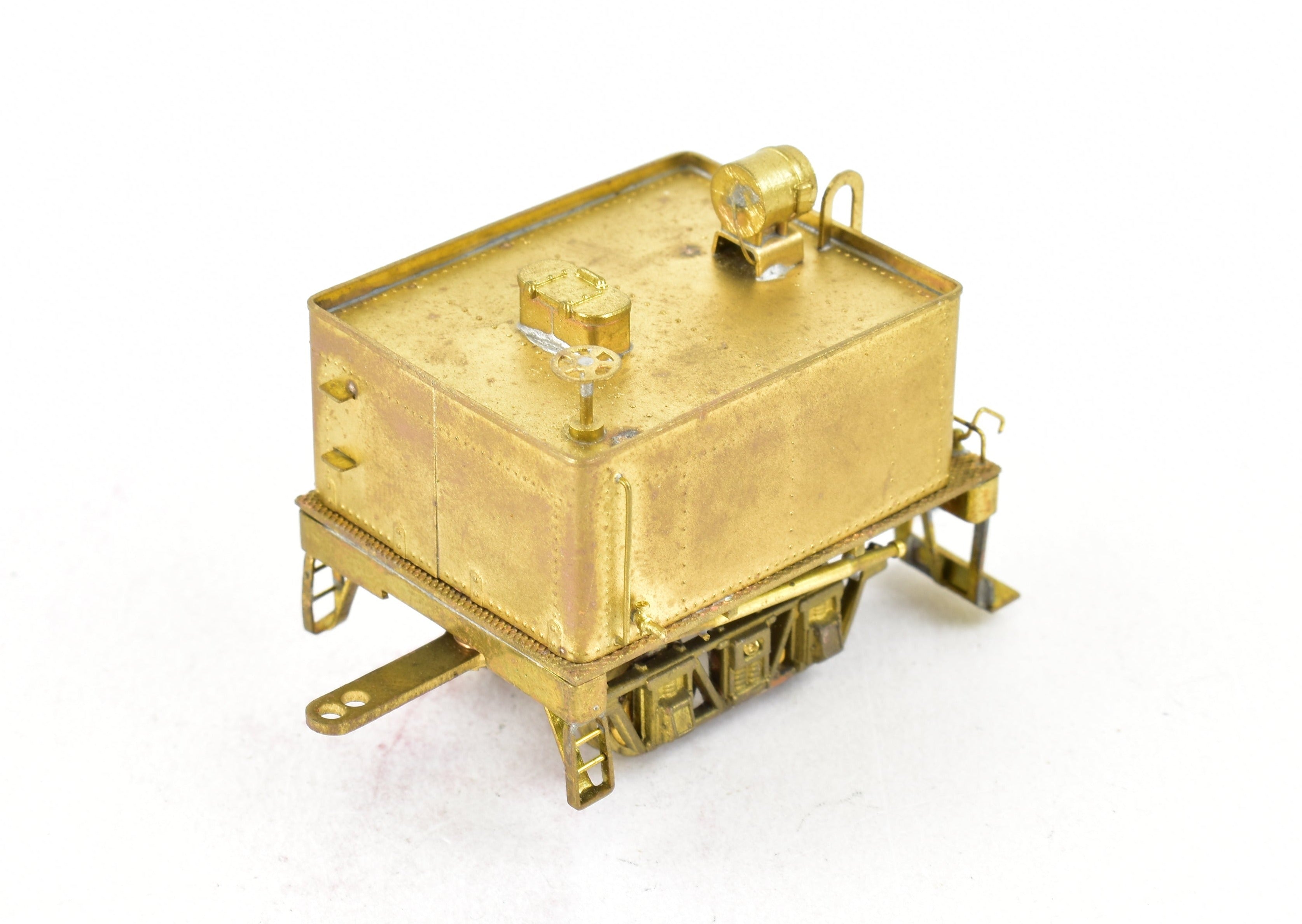 HO Scale Brass PFM - United Model of a 2 - Truck Logging Climax Geared Locomotive with an Additional Non - Geared Tender