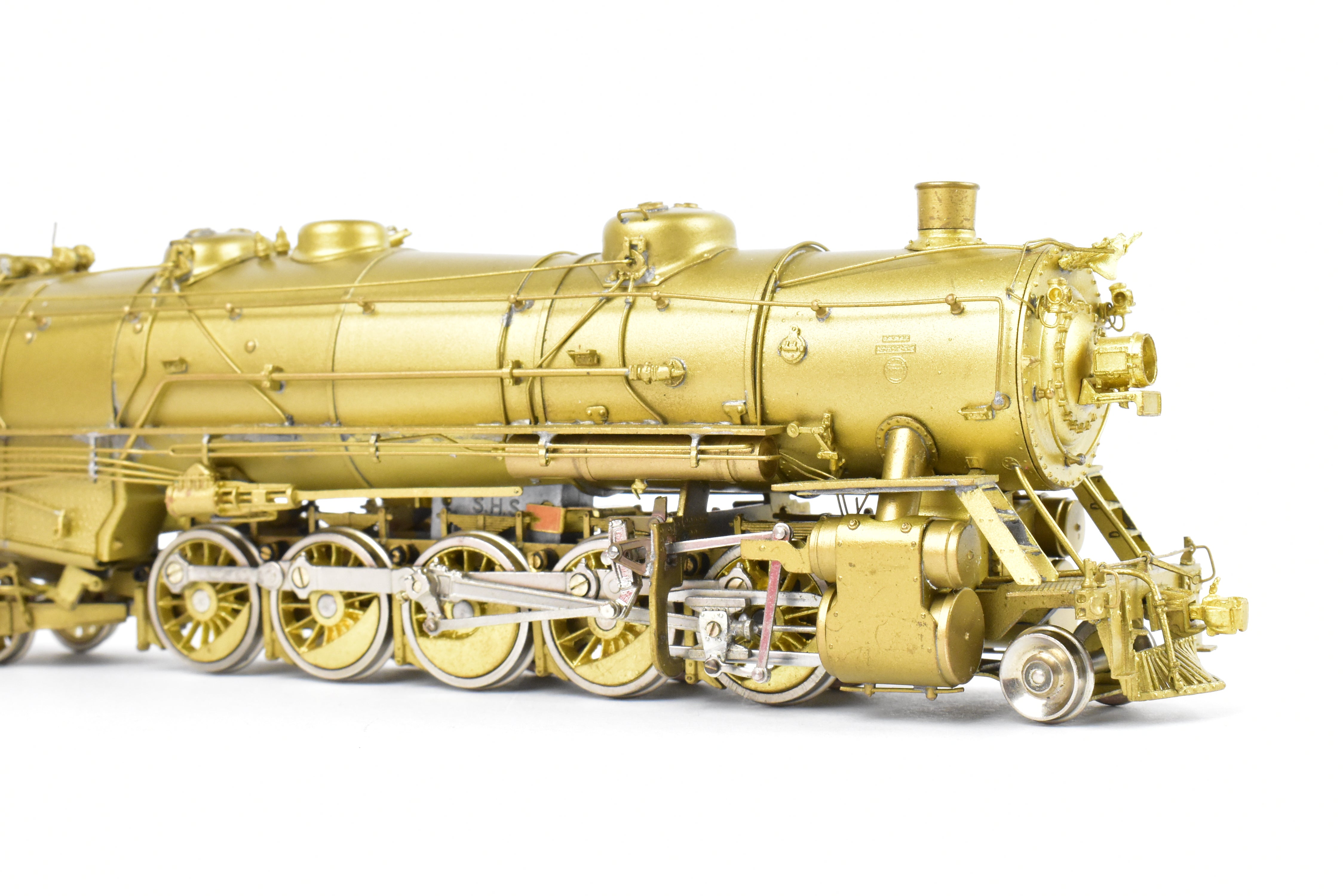 High - Quality HO Scale Brass Key Imports Model of United States Railway Administration (USRA) Various Roads Heavy 2 - 10 - 2 Steam Locomotive