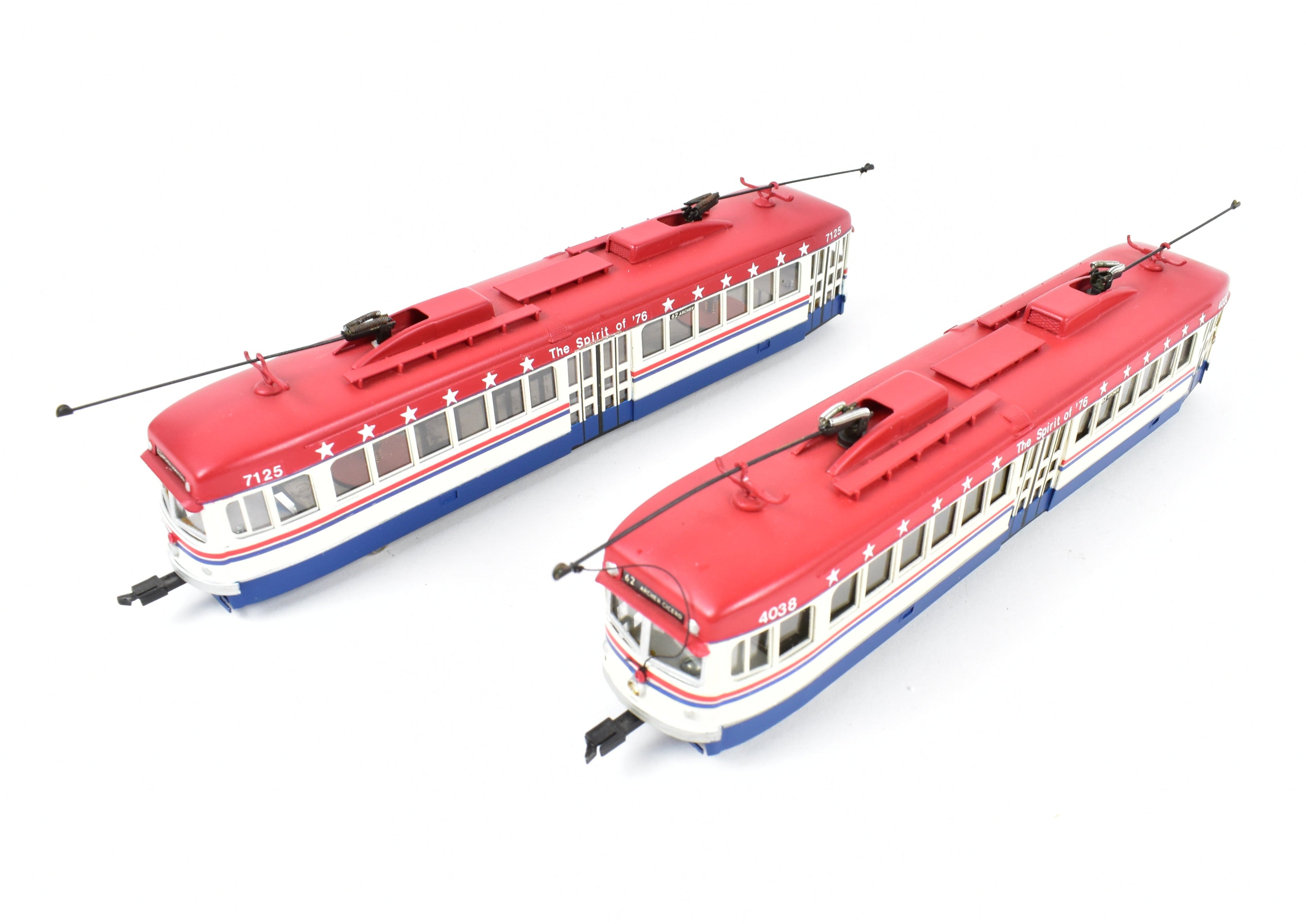 Custom Painted Bicentennial HO Brass Suydam Pacific Electric Double End PCC Car Pair in CTA Scheme