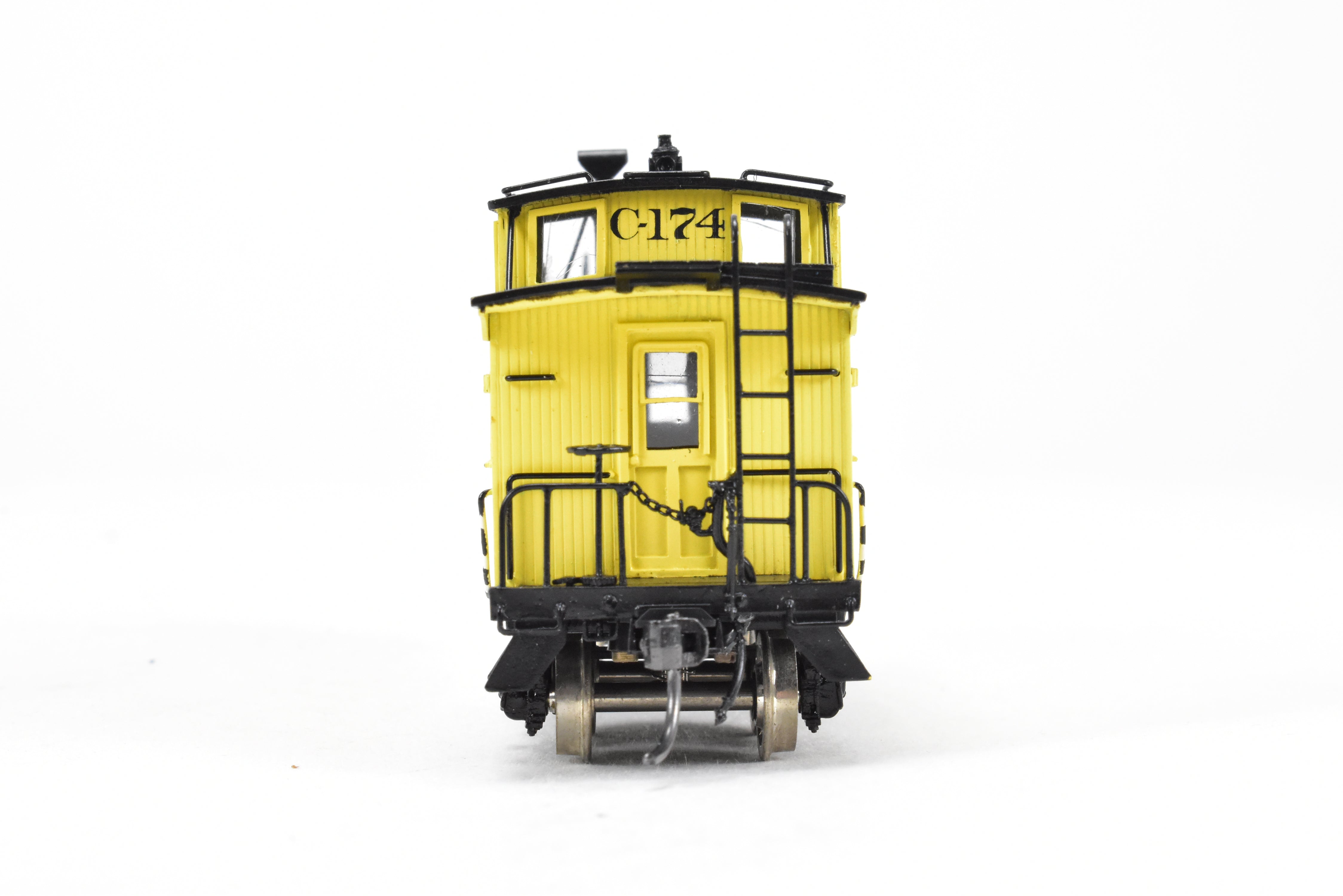 HO Scale Brass Pacific Fast Mail (PFM) - SKI Duluth Missabe & Iron Range (DM&IR) Wood Caboose Model, Factory Painted and Numbered FP No. C-174