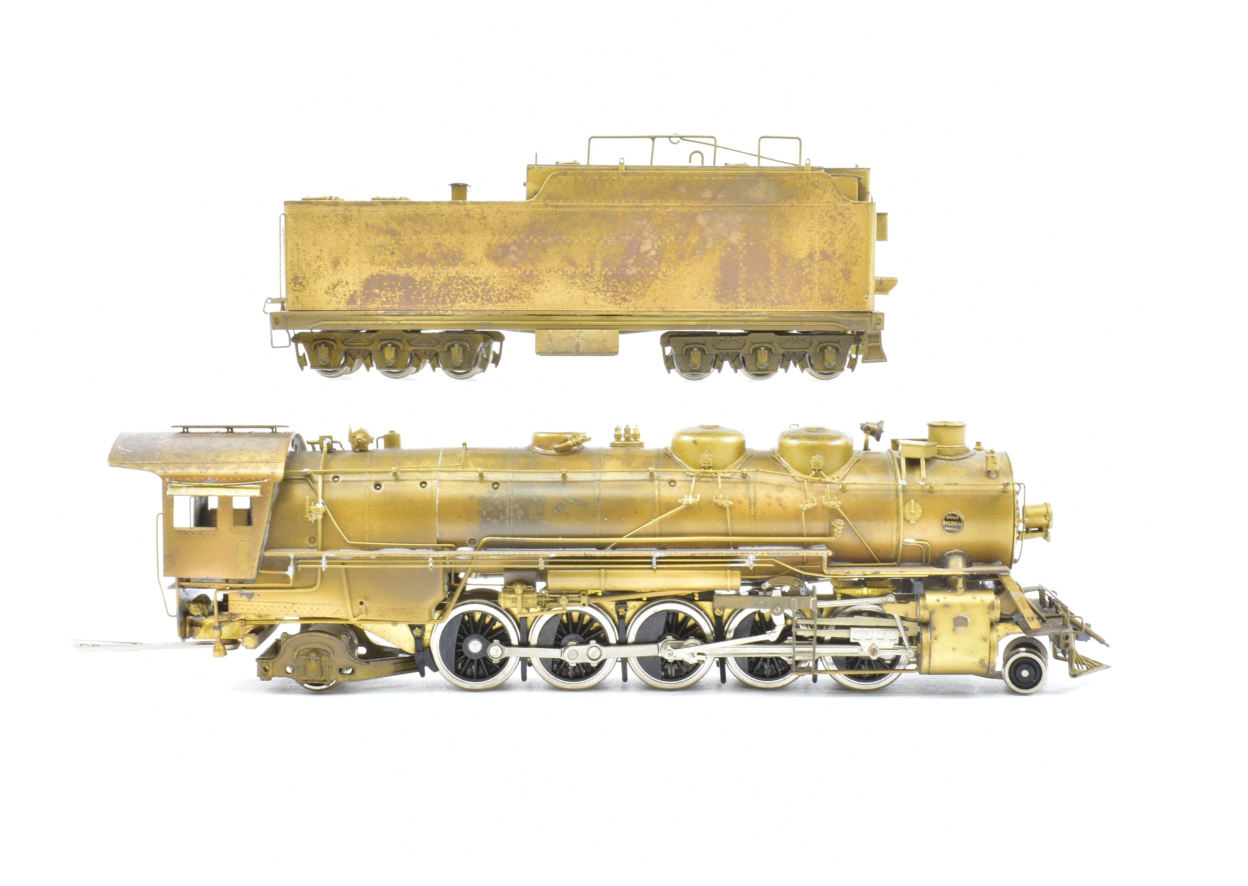 High - Quality HO Scale Brass Pacific Fast Mail Model Train - United ATSF - Santa Fe 2 - 10 - 2