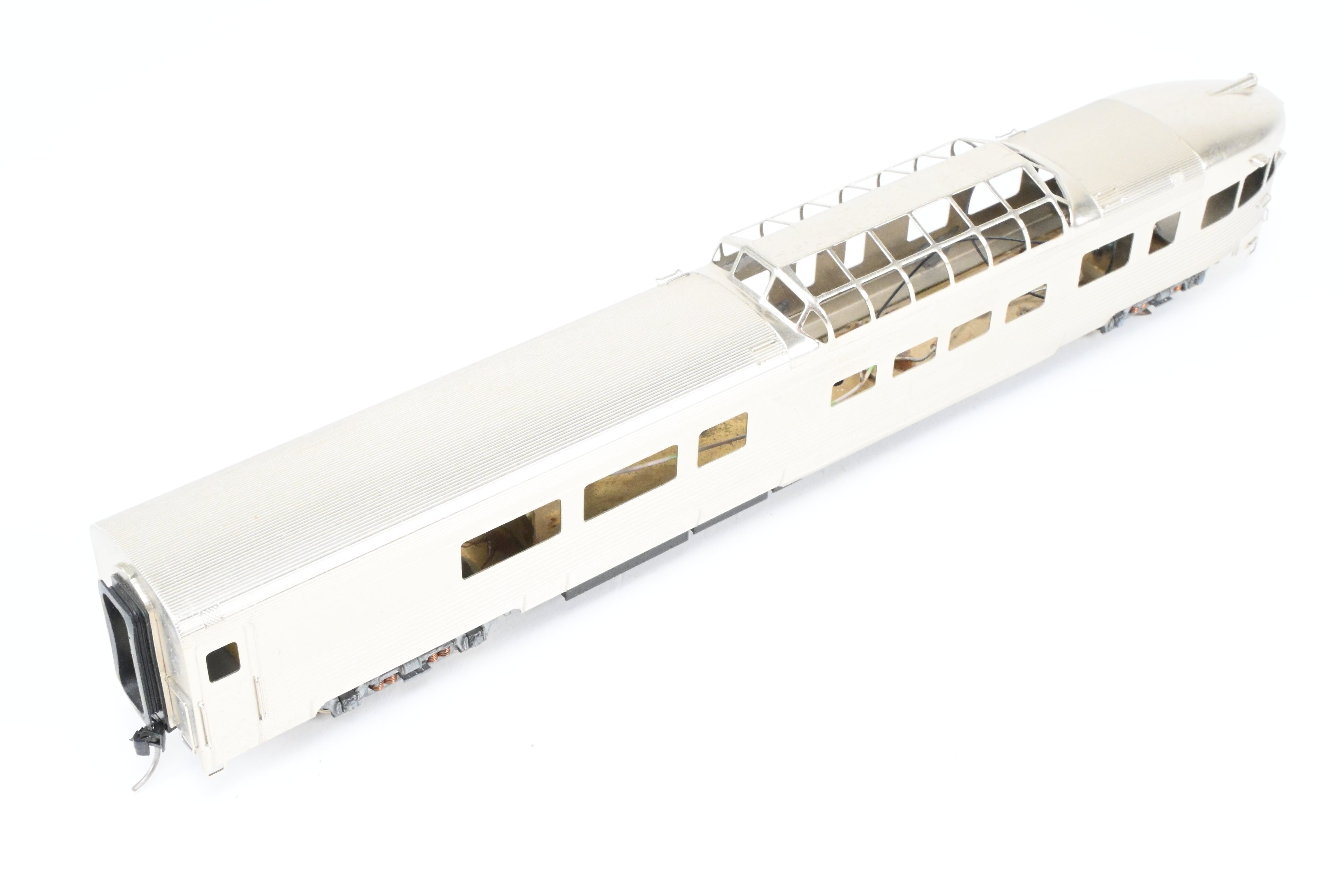 HO Scale Brass Lambert Chesapeake and Ohio (C&O) Budd Dome Observation Model Train Car