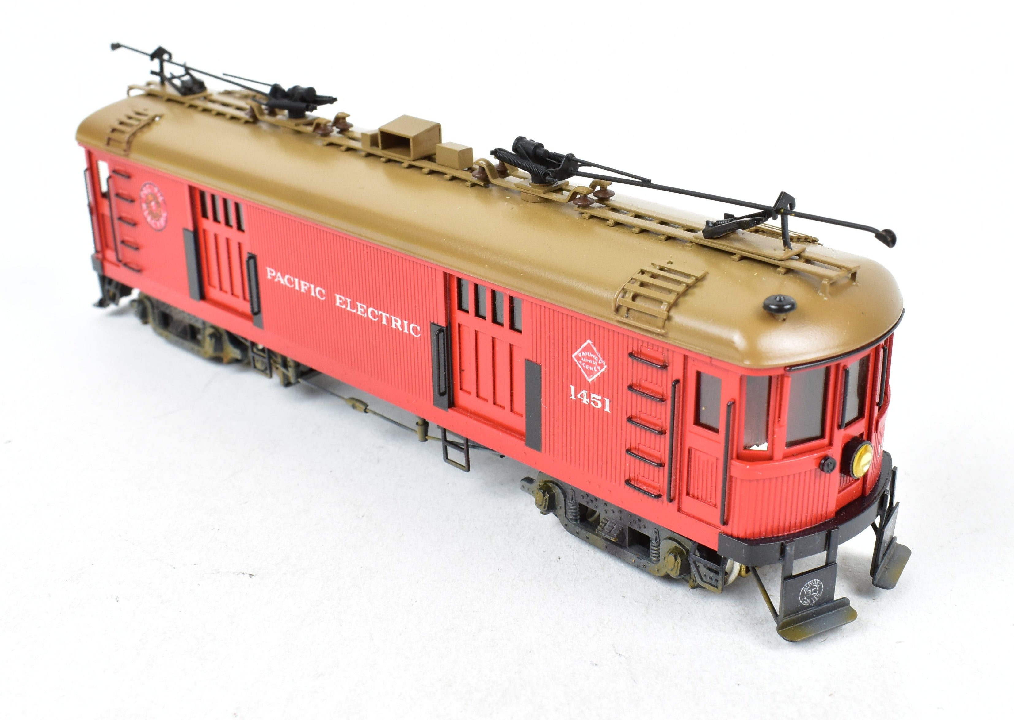 High - Quality Professionally Painted and Finished HO Scale Brass Suydam Pacific Electric Wood Box Motor Model