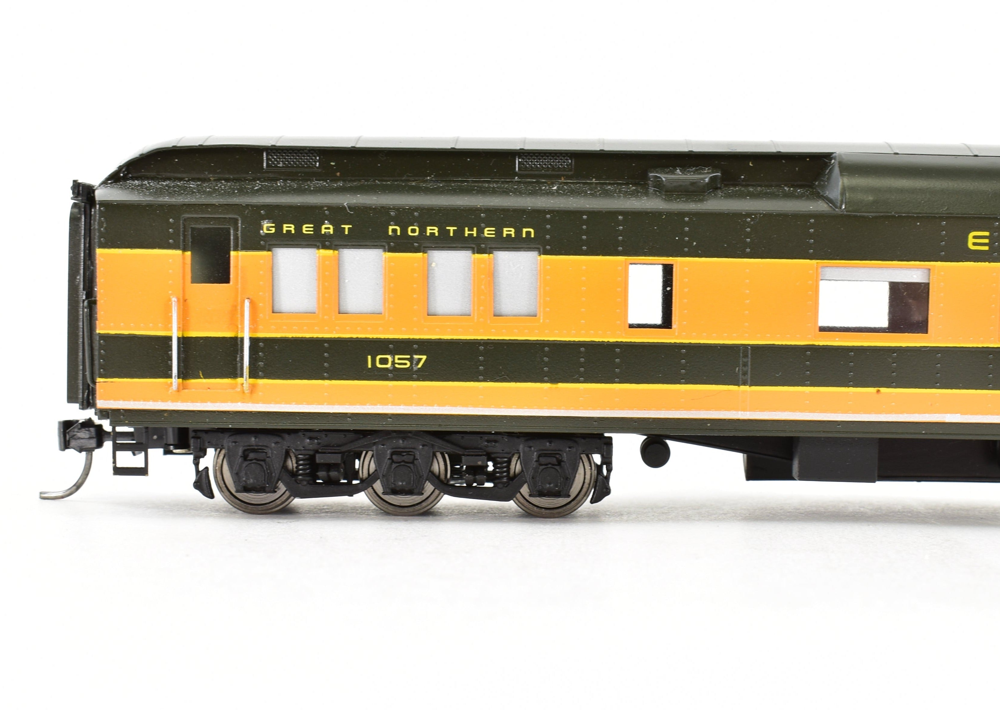 HO Scale Custom - Painted Brass Lambert Great Northern Cafe Lounge Observation Model with Interior Details