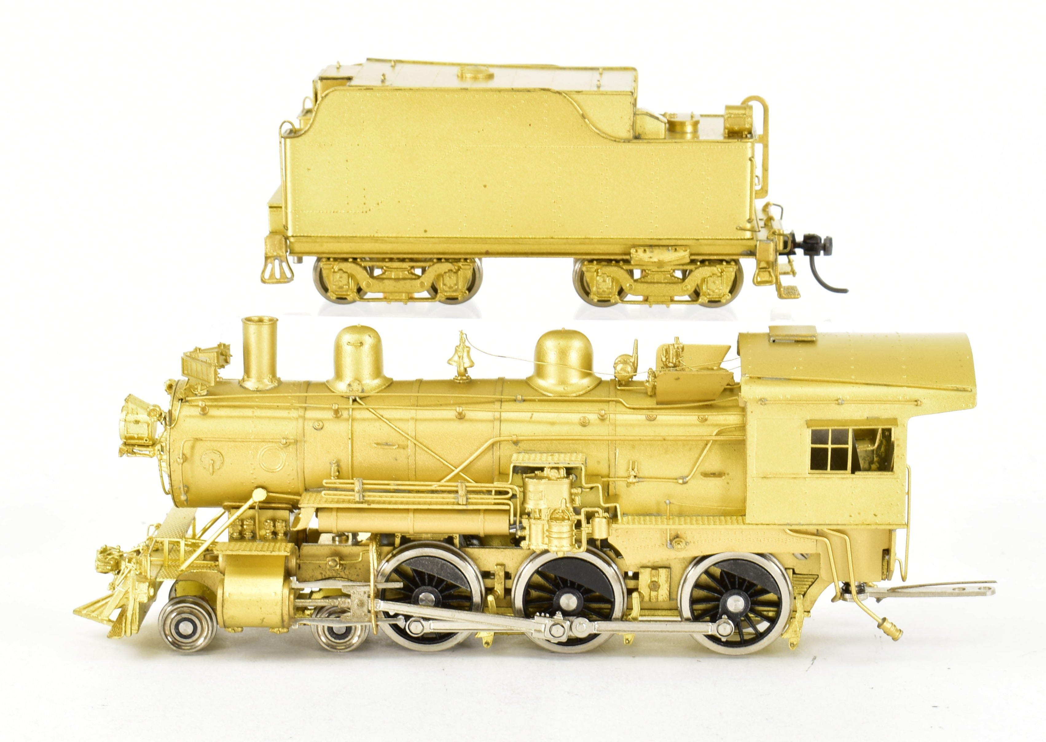 HO Scale Brass Pacific Fast Mail Model - Samhongsa NP - Northern Pacific S - 4 Class 4 - 6 - 0 Ten Wheeler Locomotive