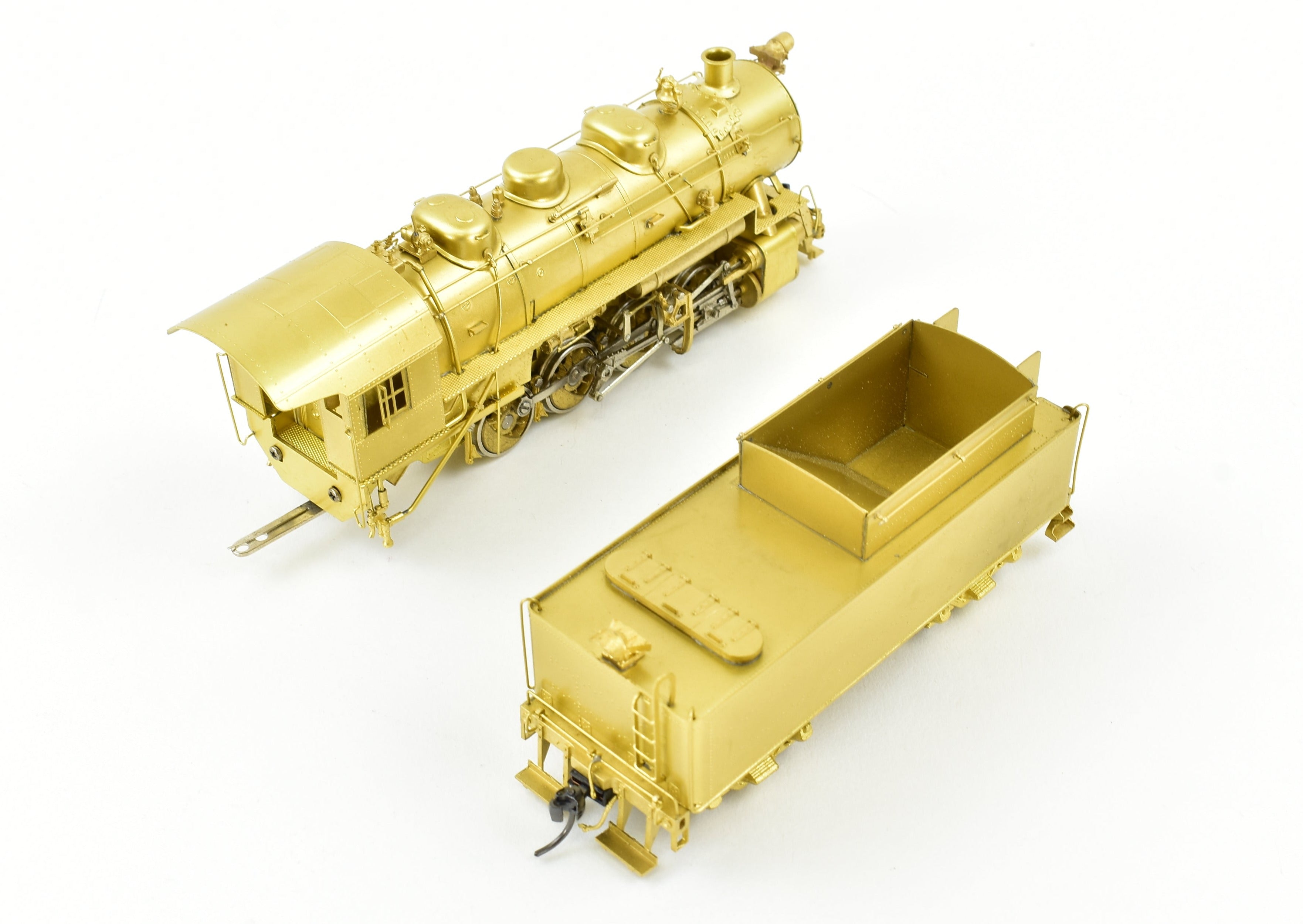High - Quality HO Scale Brass Oriental Limited USRA 0 - 8 - 0 Locomotive Model of Nickel Plate Road Version