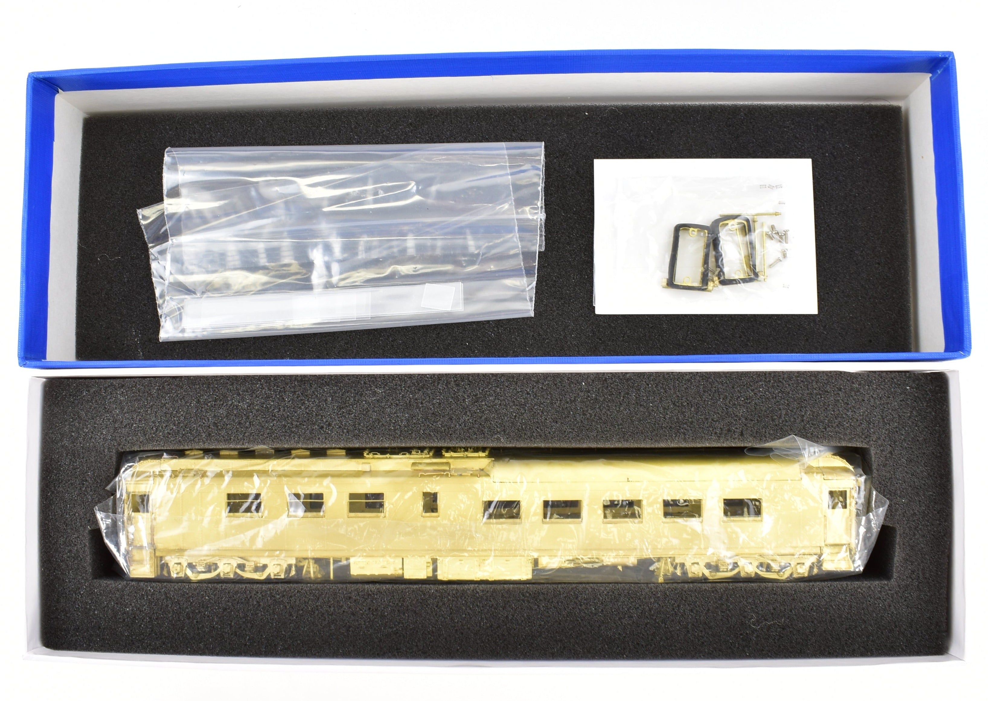 HO Scale Brass Model of Pecos River Brass ATSF - Santa Fe Heavyweight Diner #1441 for Model Train Enthusiasts