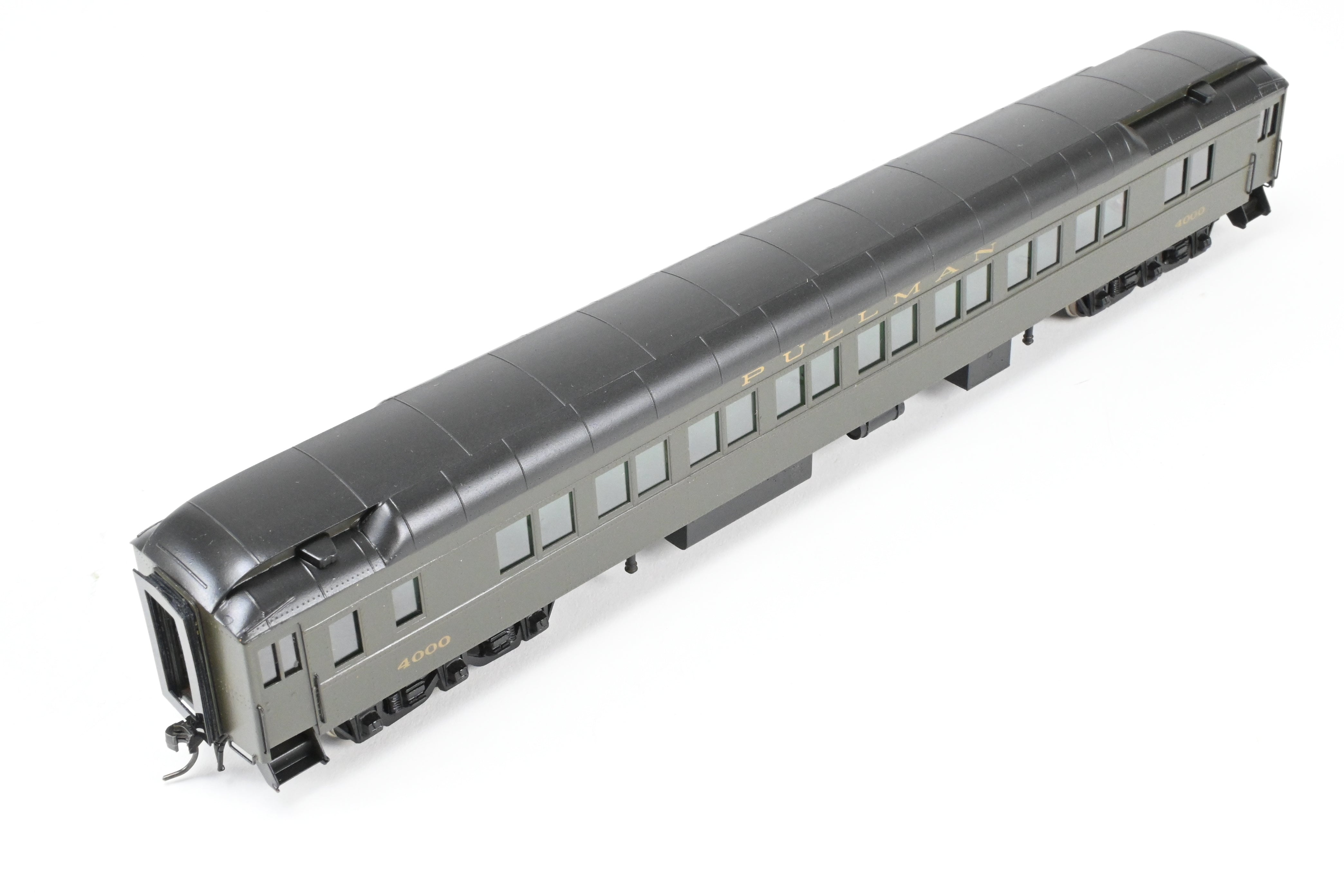 HO Scale Brass Model of Soho Pullman Riverdale 16 - Section Heavy - Weight Sleeper for Denver & Rio Grande Western Railroad, Numbered #4000