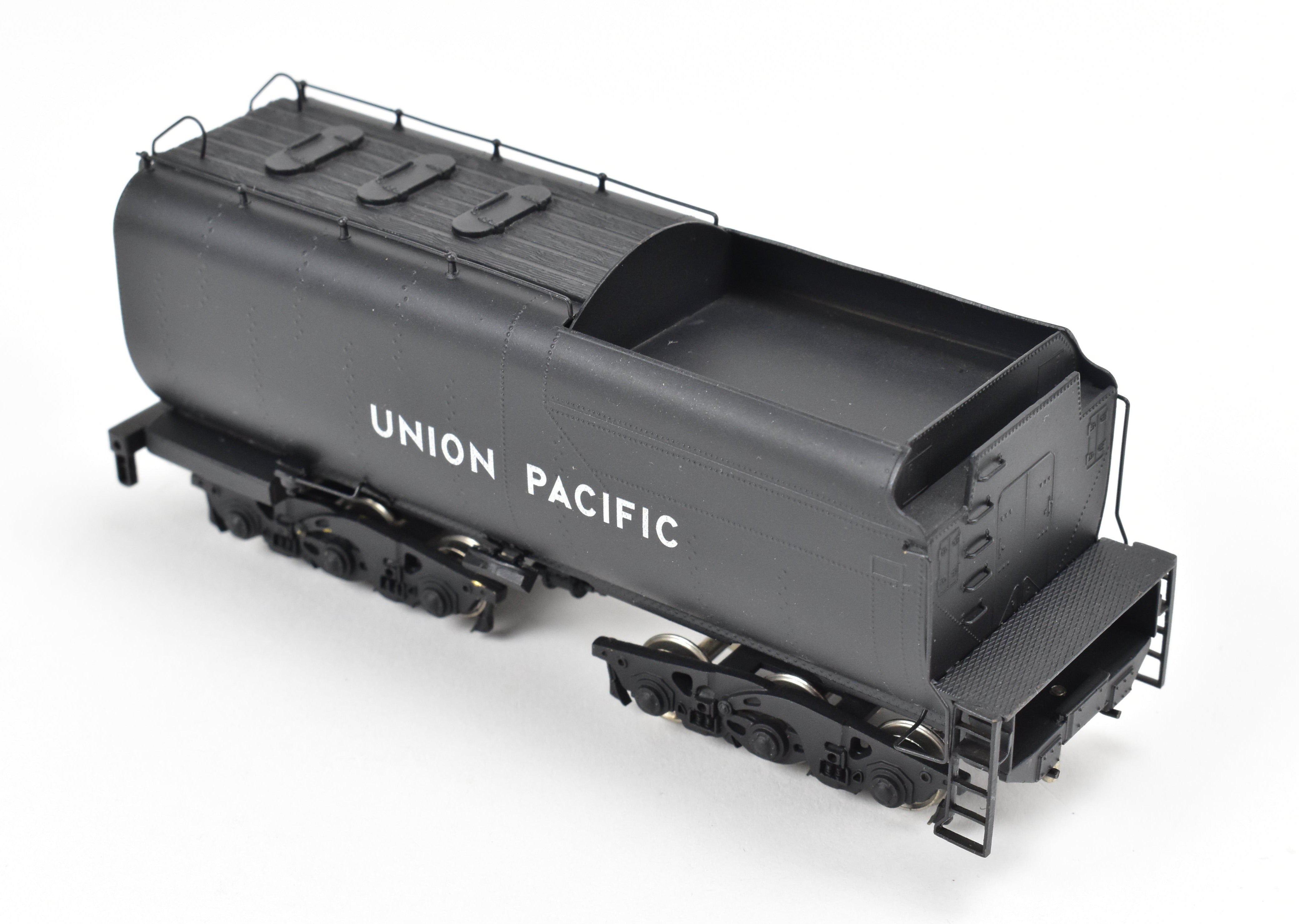 HO Scale Brass Model Train Key Imports UP - Union Pacific 3900 Class 4-6-6-4 Challenger Early Coal Version Locomotive with Custom Paint and Number CP #3917