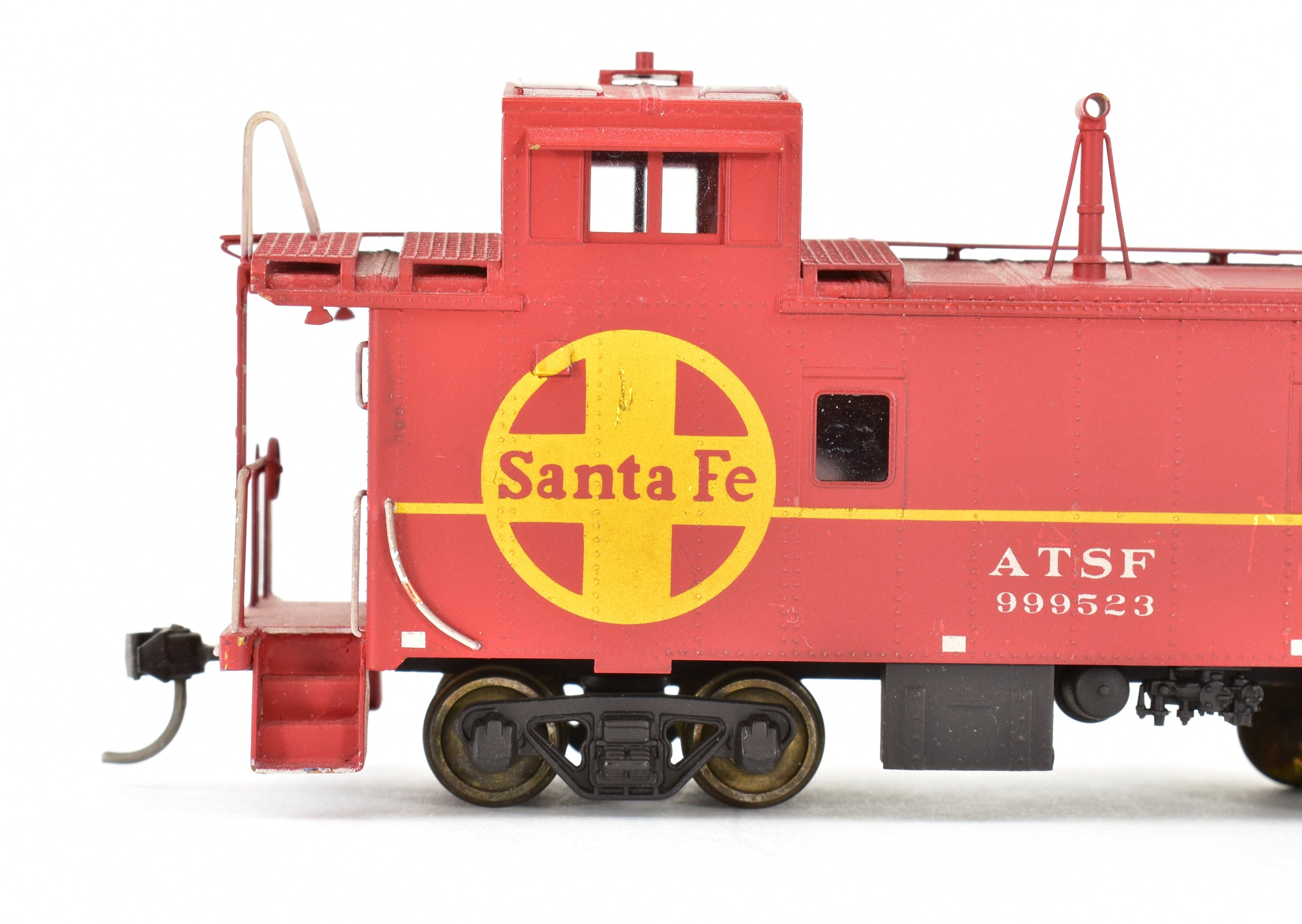 High - Quality HO Scale Brass Nickel - Plated (NPP) ATSF - Santa Fe CE - 2 Caboose Model with Custom Painted Finish