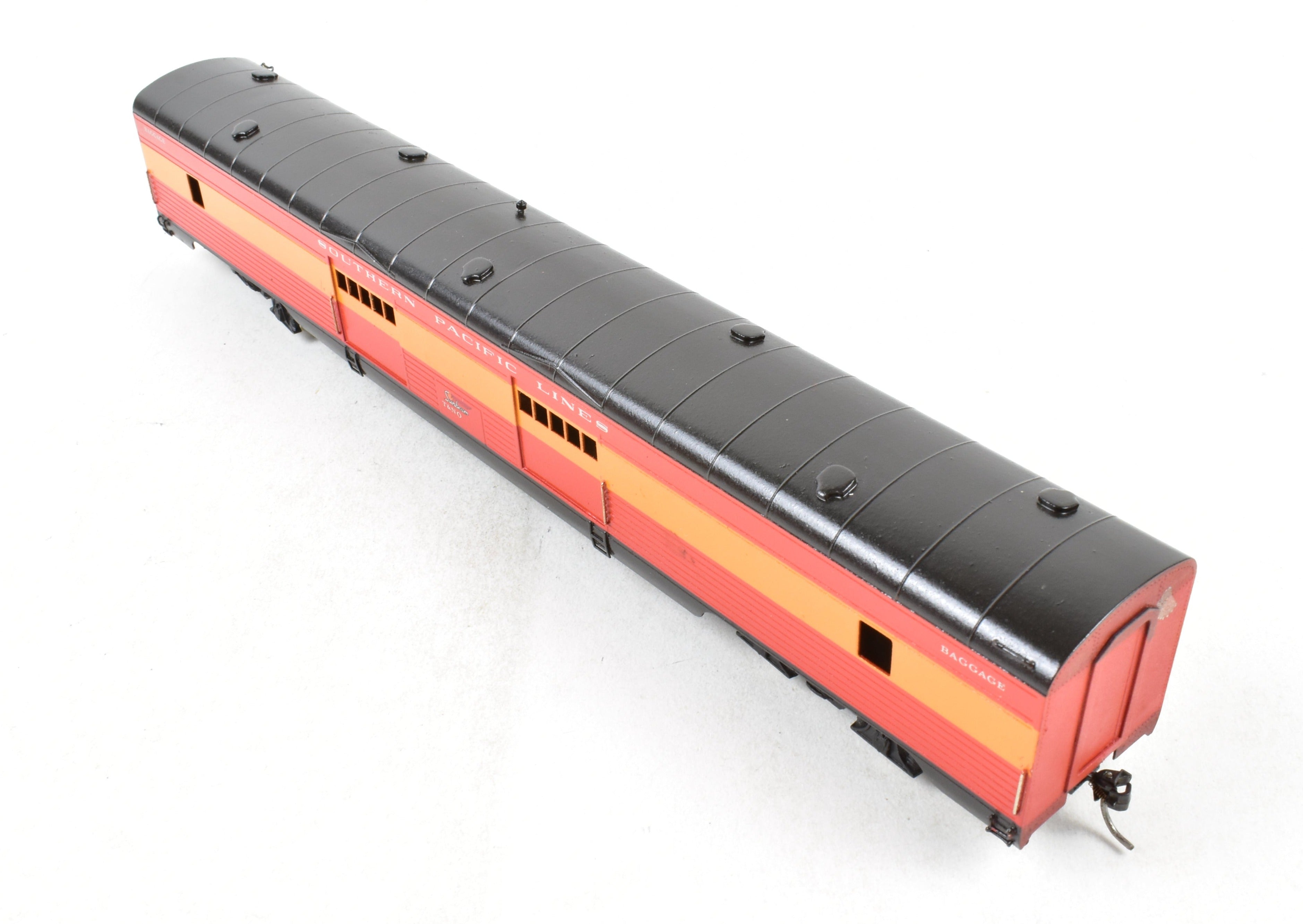 HO Scale Brass Soho T&NO - Texas & New Orleans Sunbeam Baggage Car with Corrugated Sides and Custom Painting
